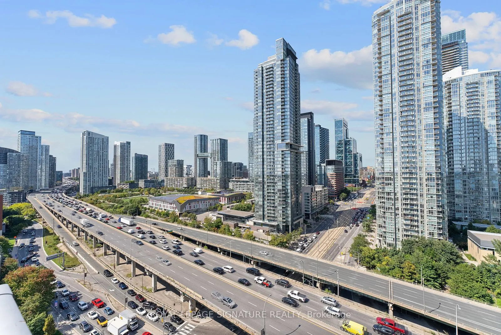 410 Queens Quay W, #1407