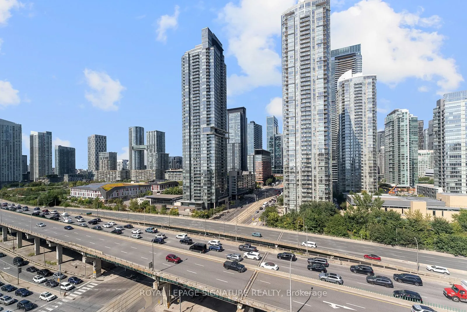 410 Queens Quay W, #1407