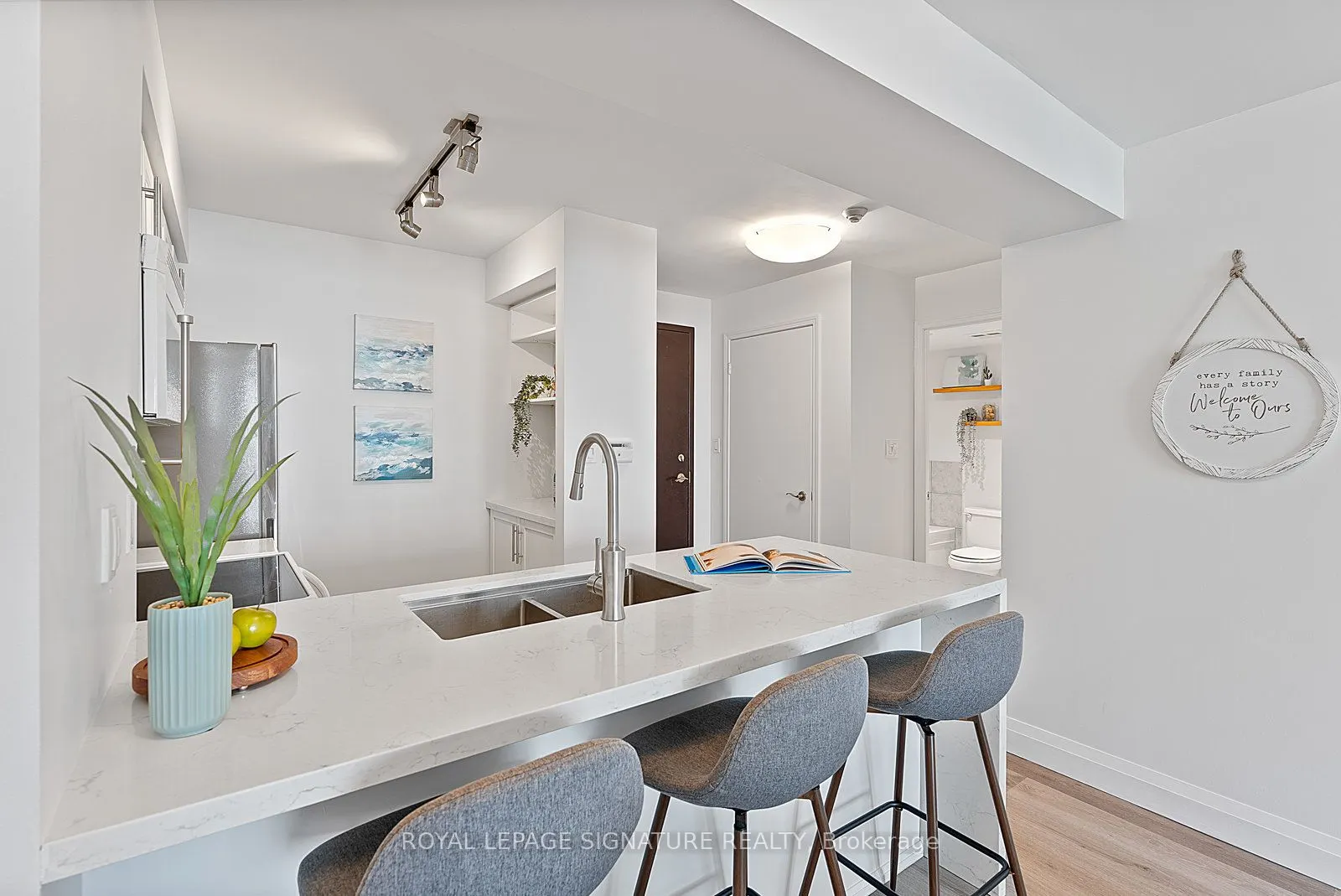 410 Queens Quay W, #1407