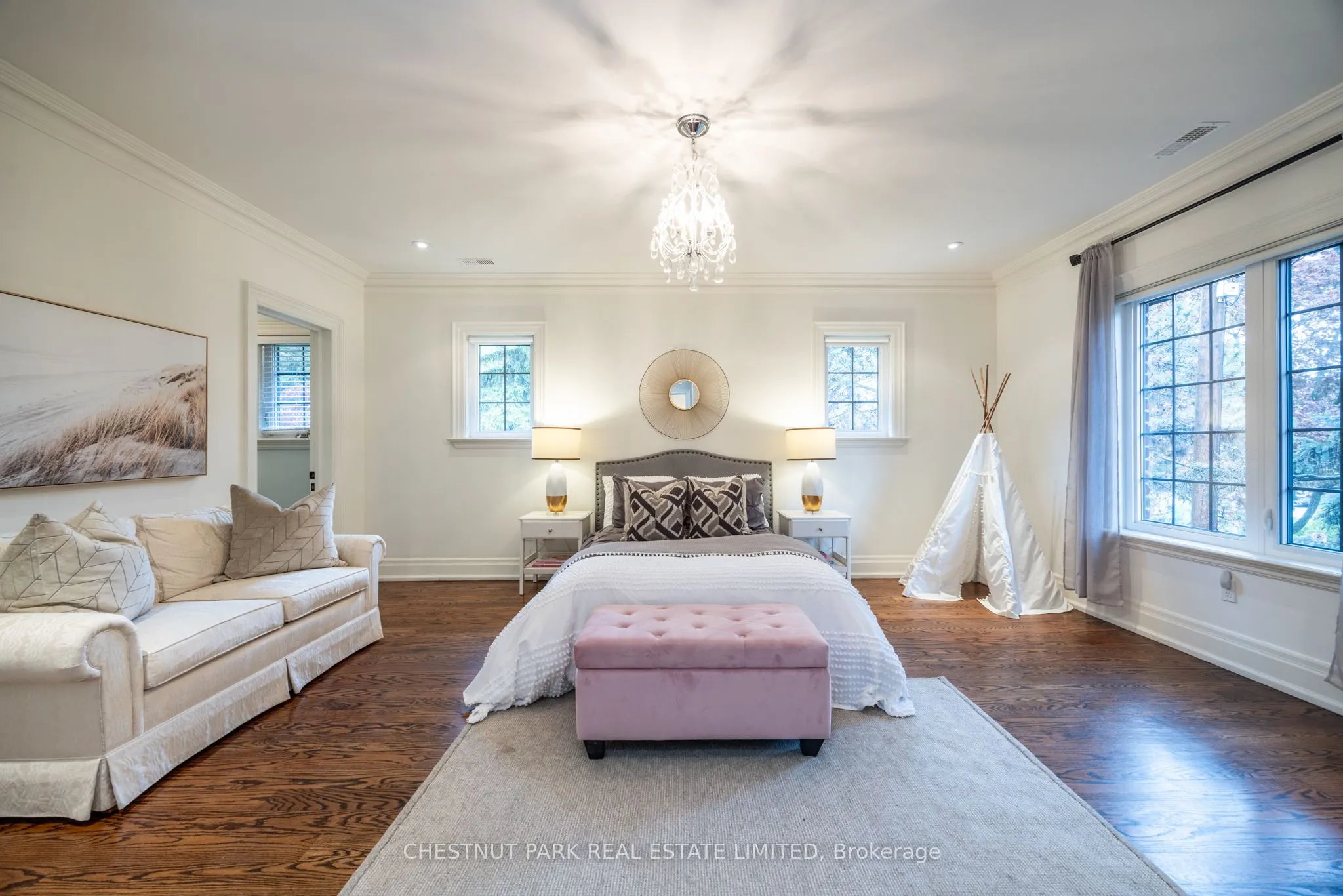 102 Mildenhall Road