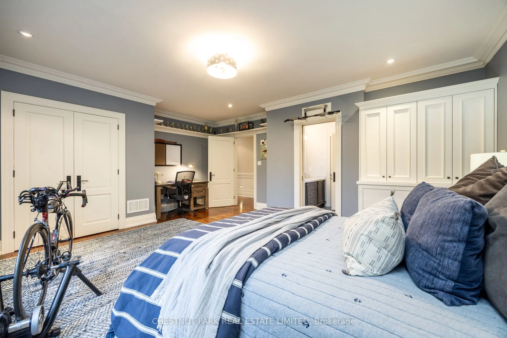 102 Mildenhall Road