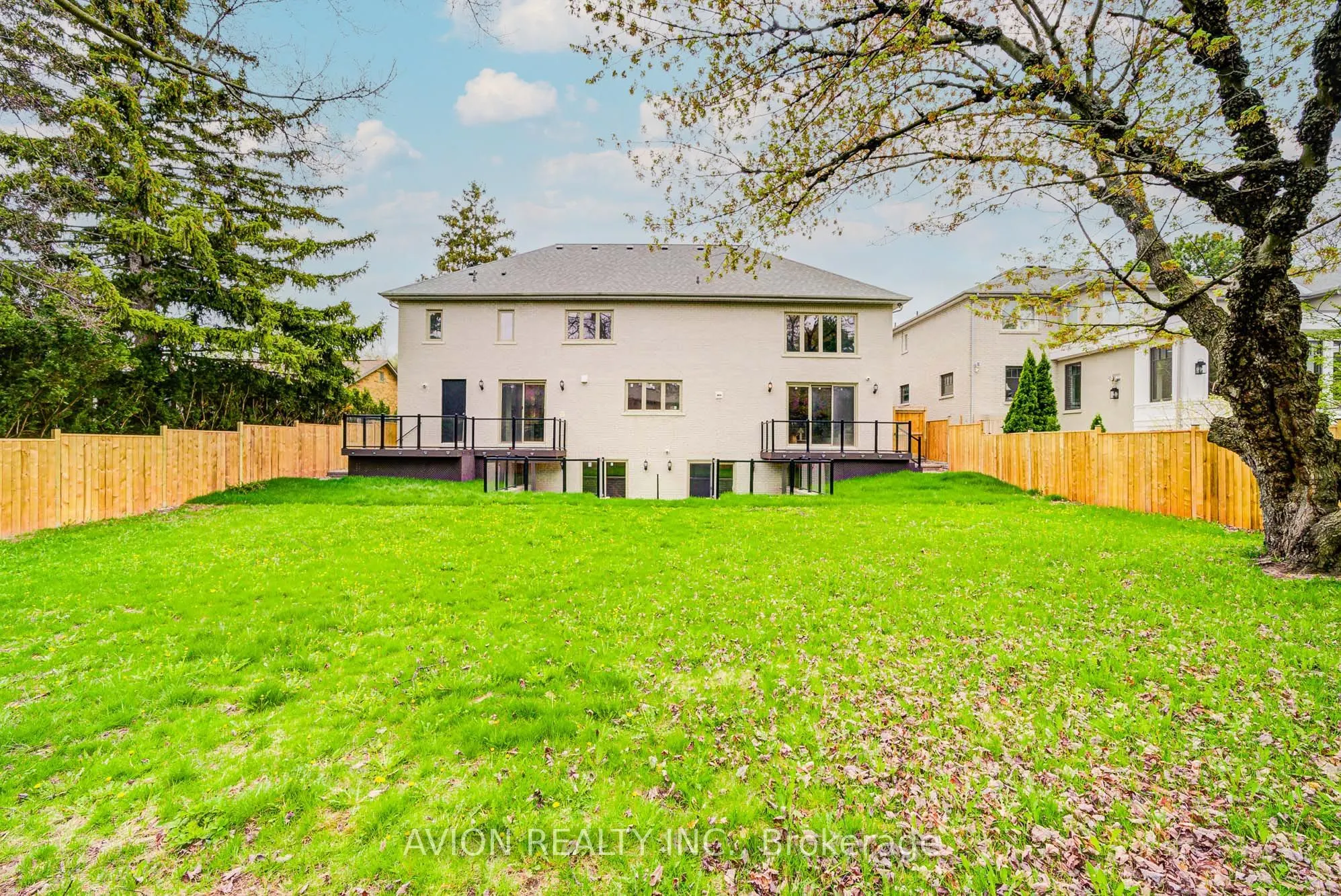 72 Lord Seaton Road