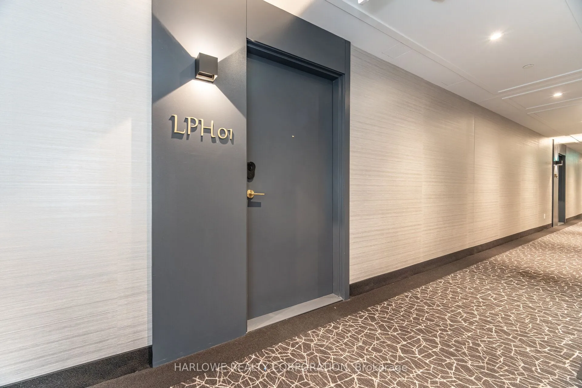 543 Richmond Street W, #LPH01