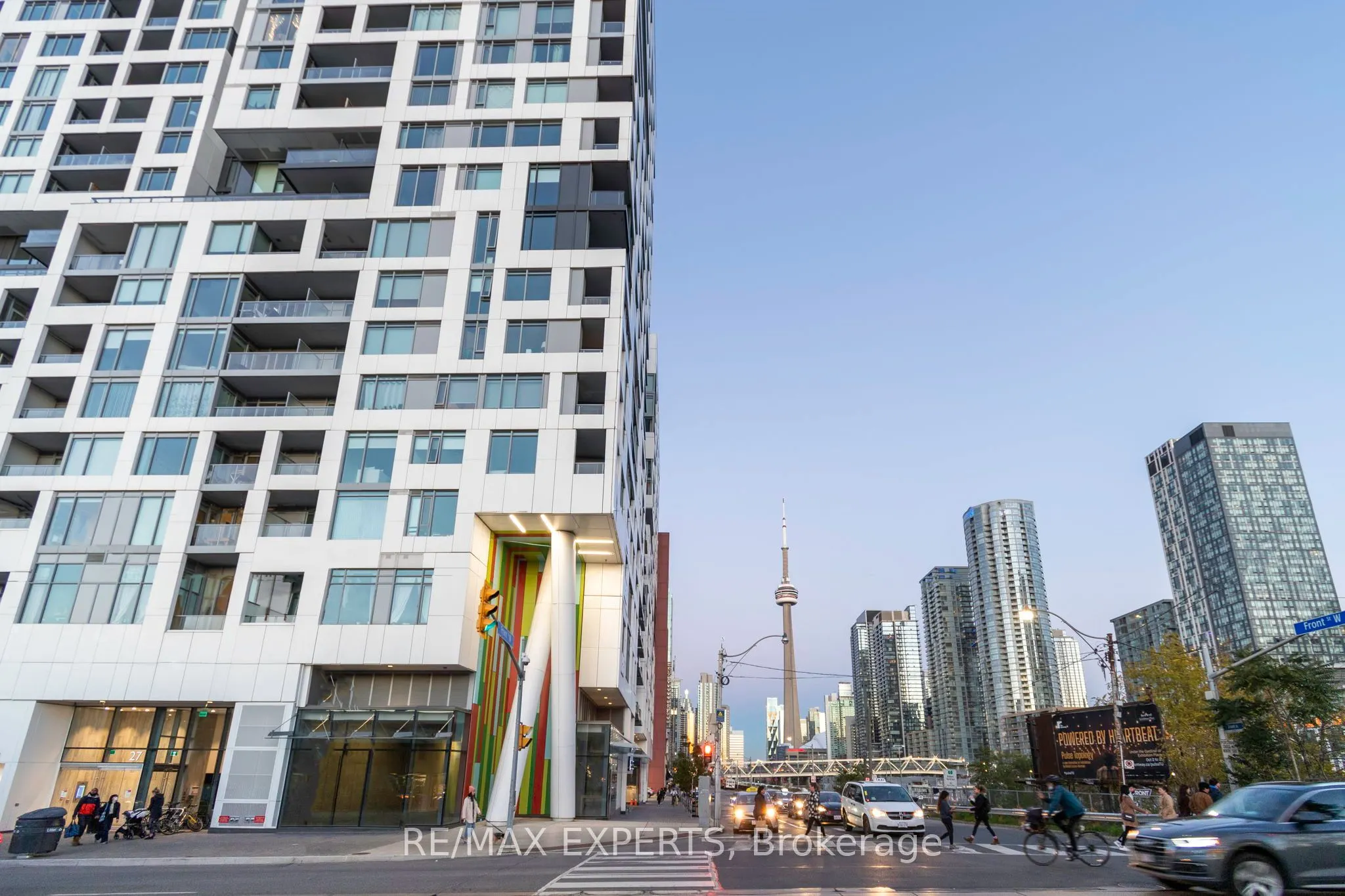27 Bathurst Street, #310W