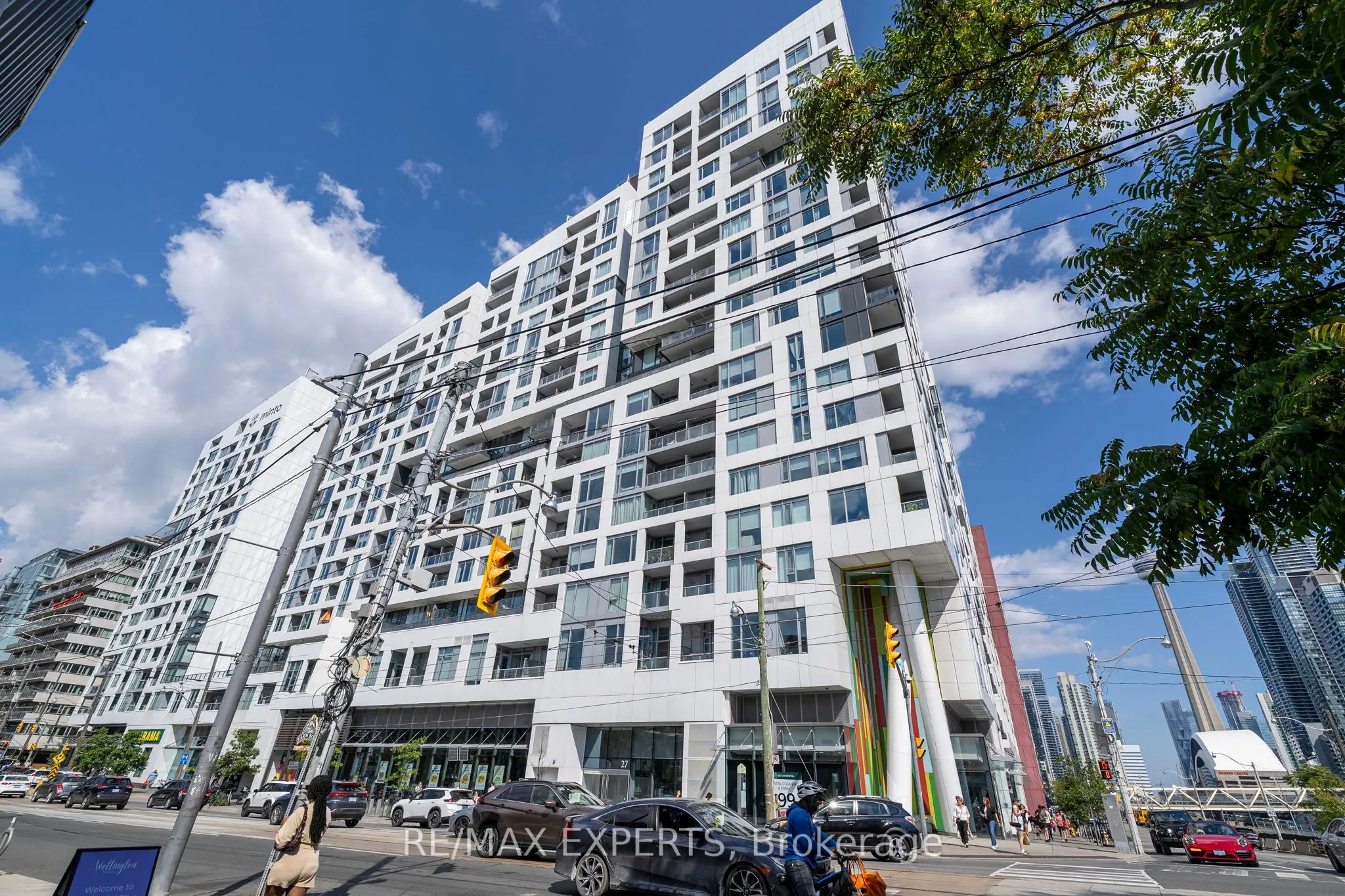 27 Bathurst Street, #310W