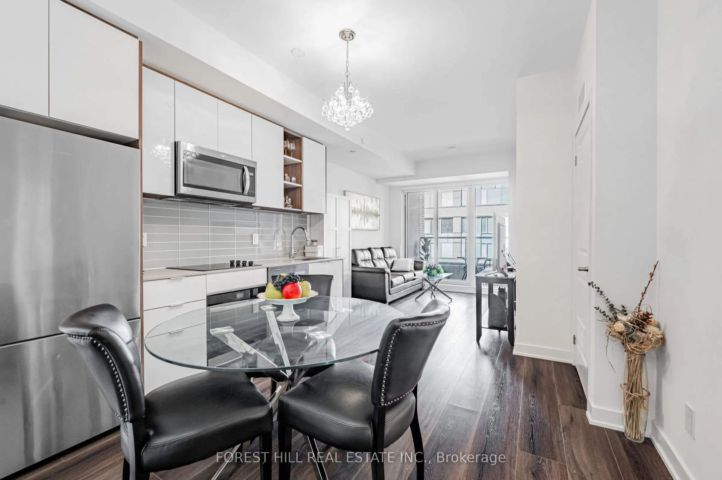 543 Richmond Street W, #301