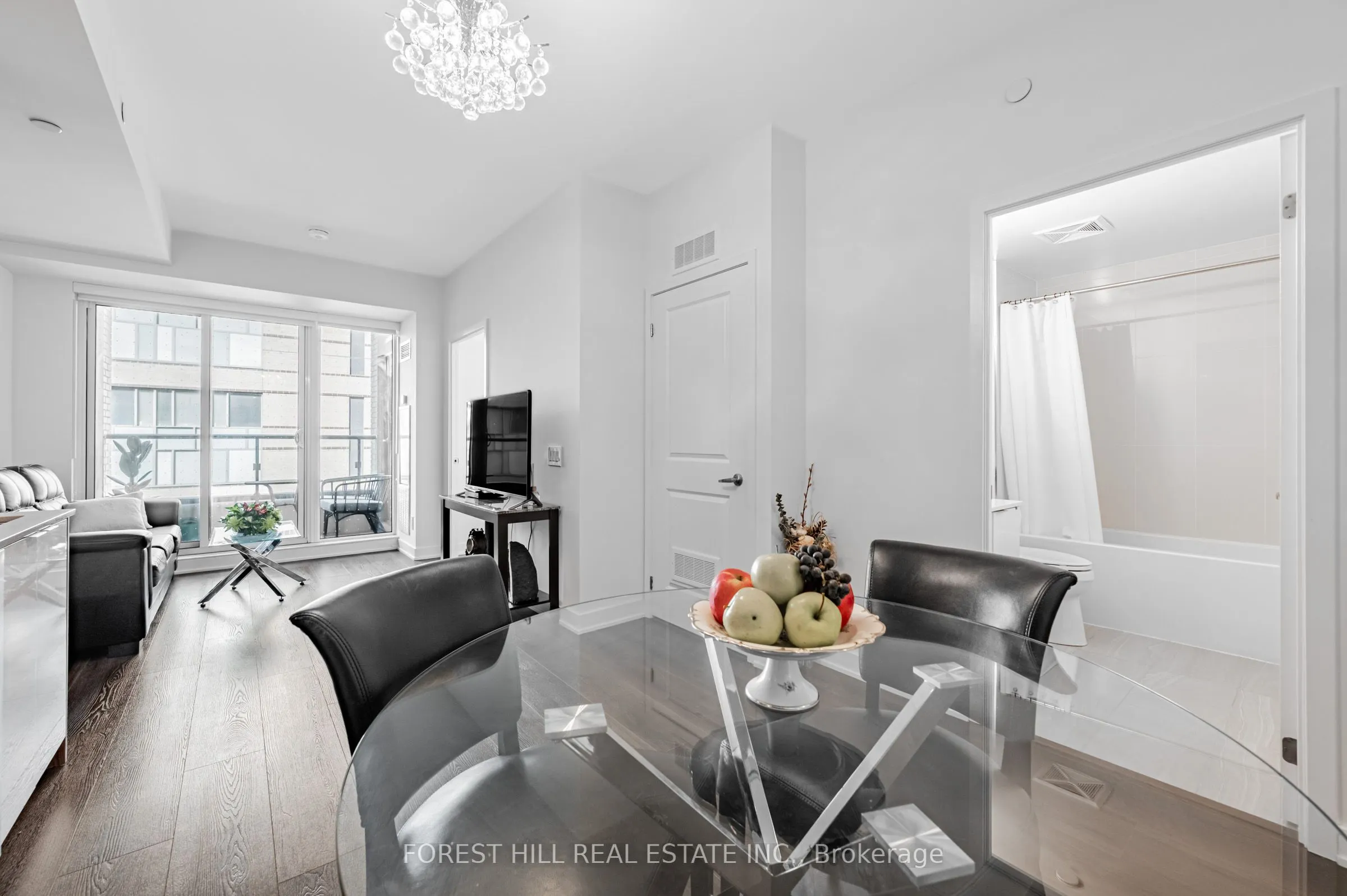 543 Richmond Street W, #301
