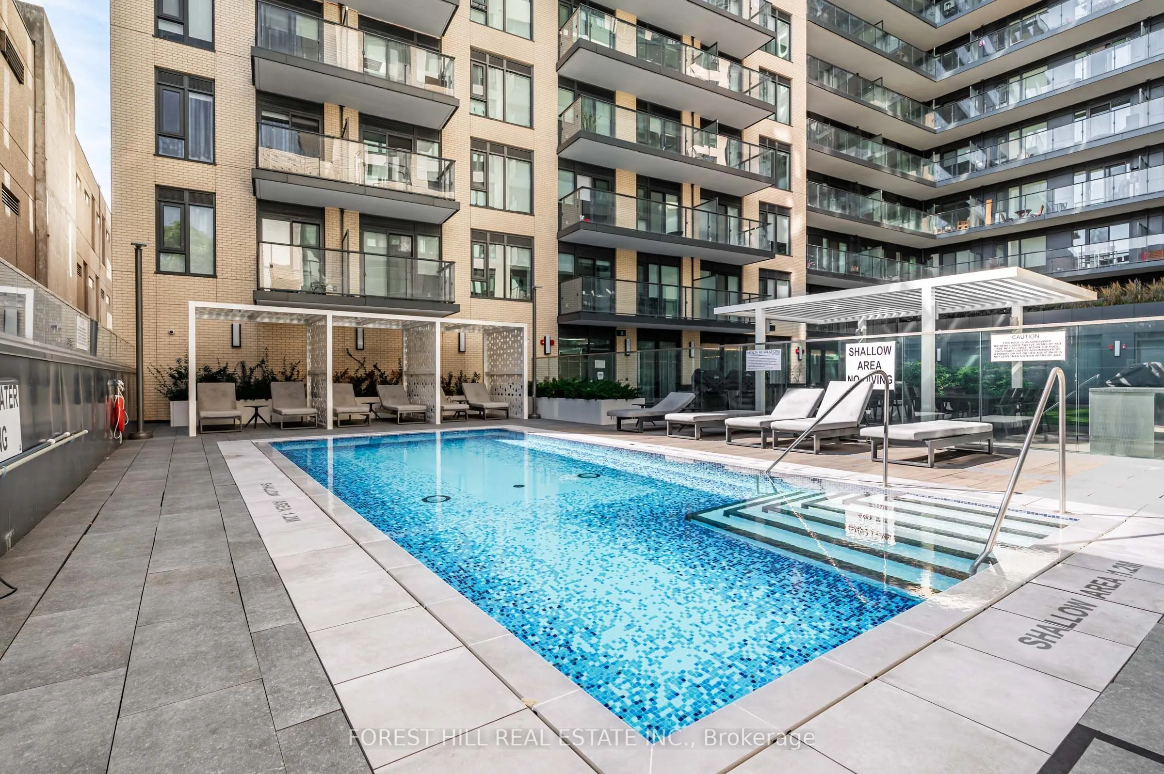 543 Richmond Street W, #301