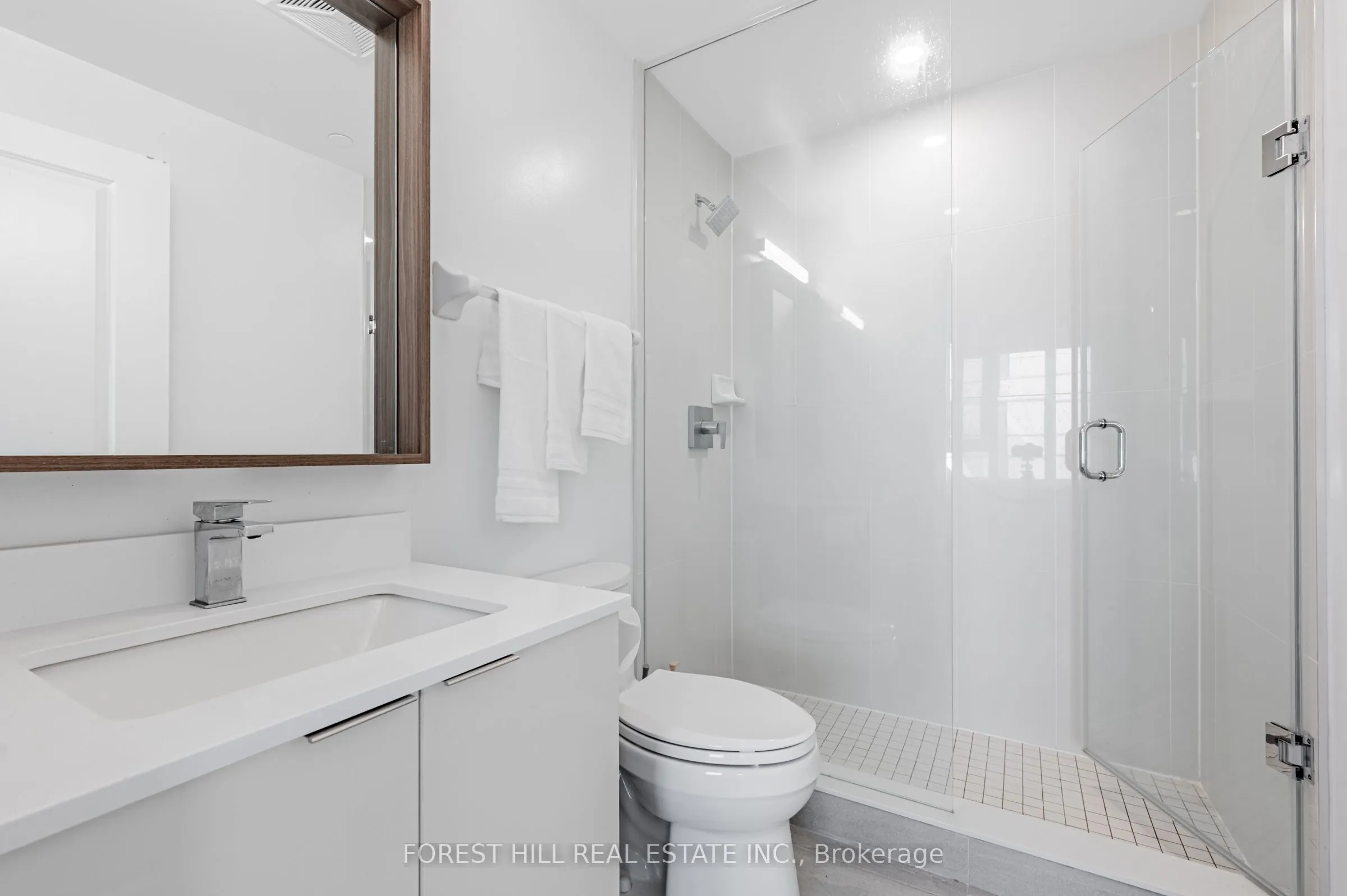 543 Richmond Street W, #301