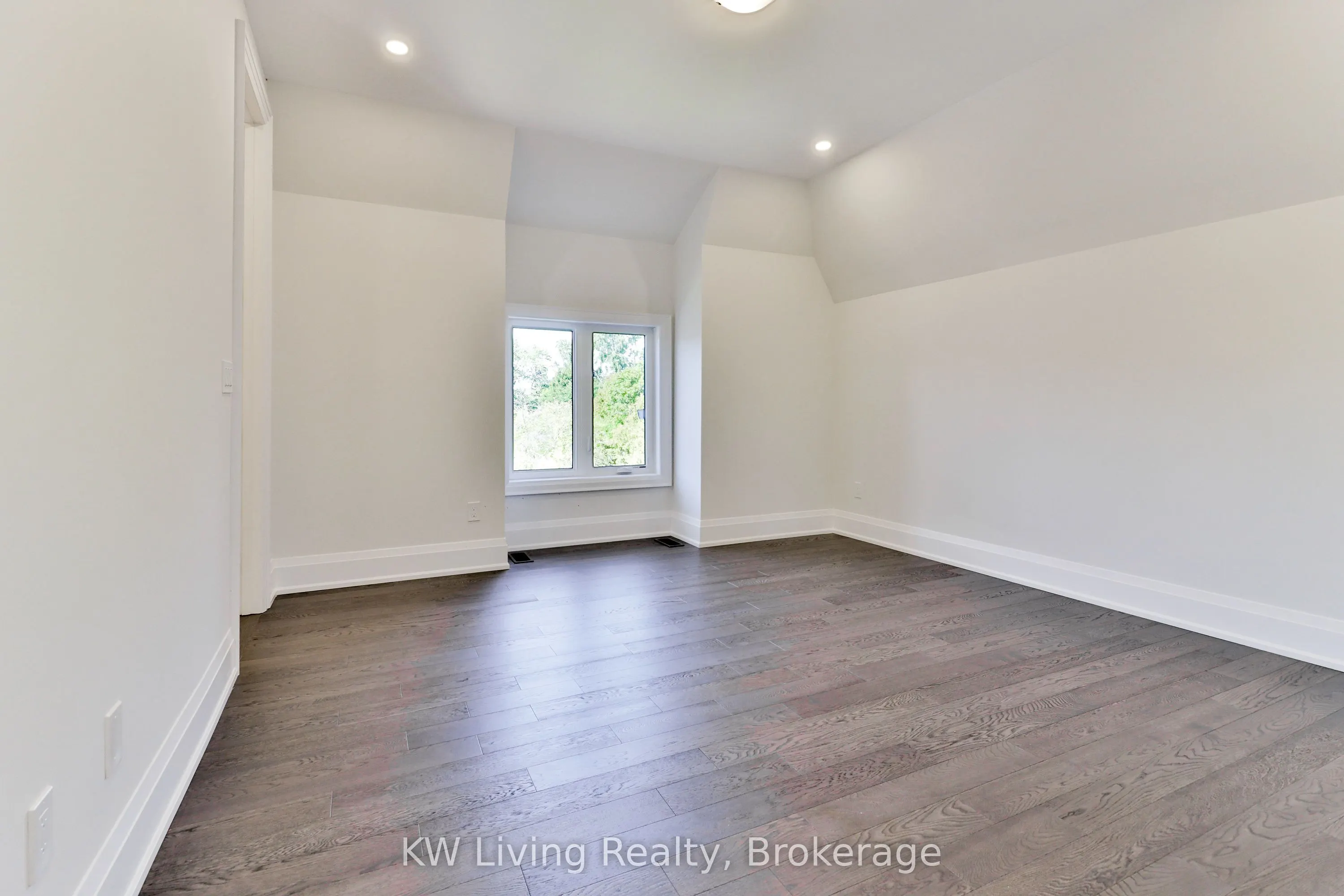 170 Cummer Avenue
