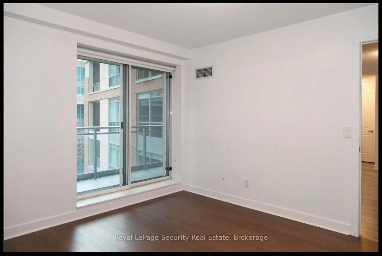 50 Lynn Williams Street, #301