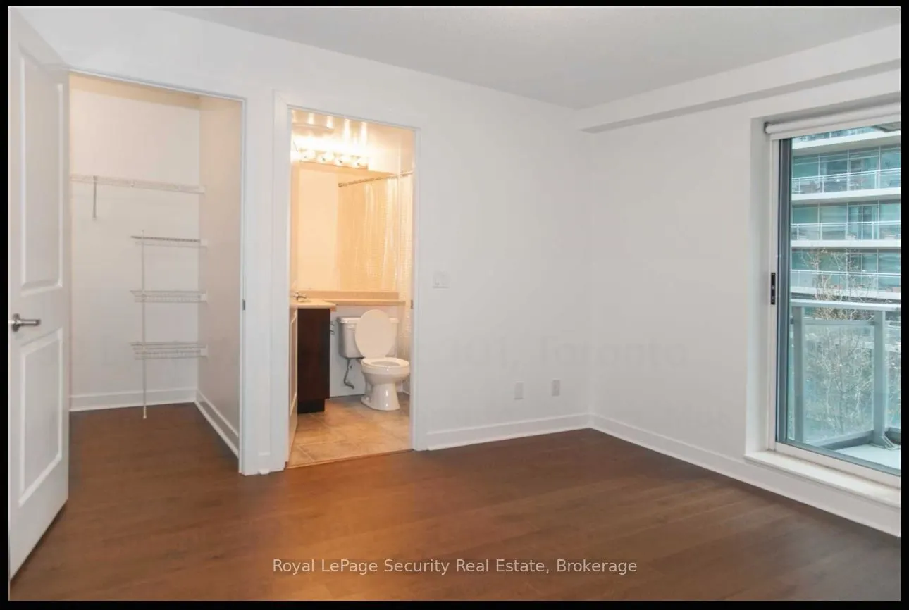 50 Lynn Williams Street, #301