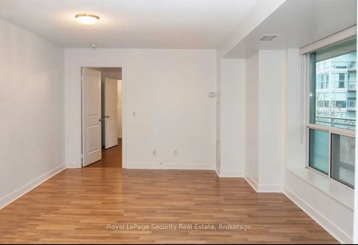 50 Lynn Williams Street, #301