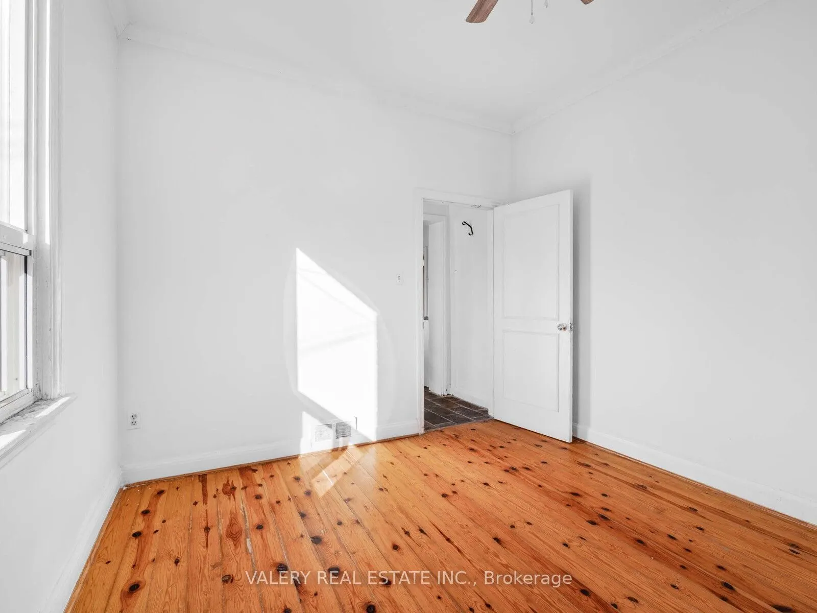 7 Ellsworth Avenue