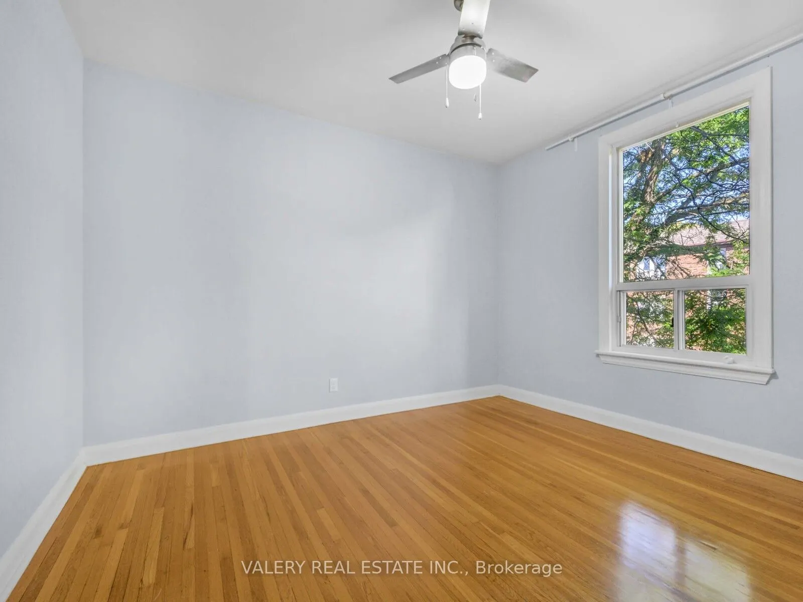 7 Ellsworth Avenue