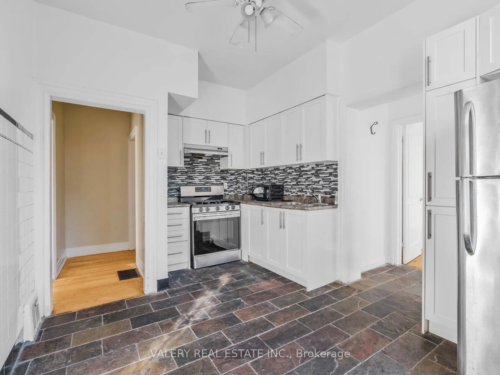 7 Ellsworth Avenue