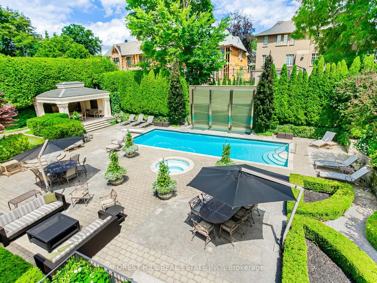 7 Cedarwood Avenue
