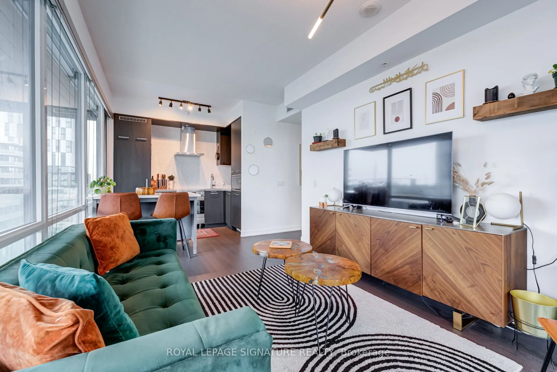 455 Front Street E, #N609