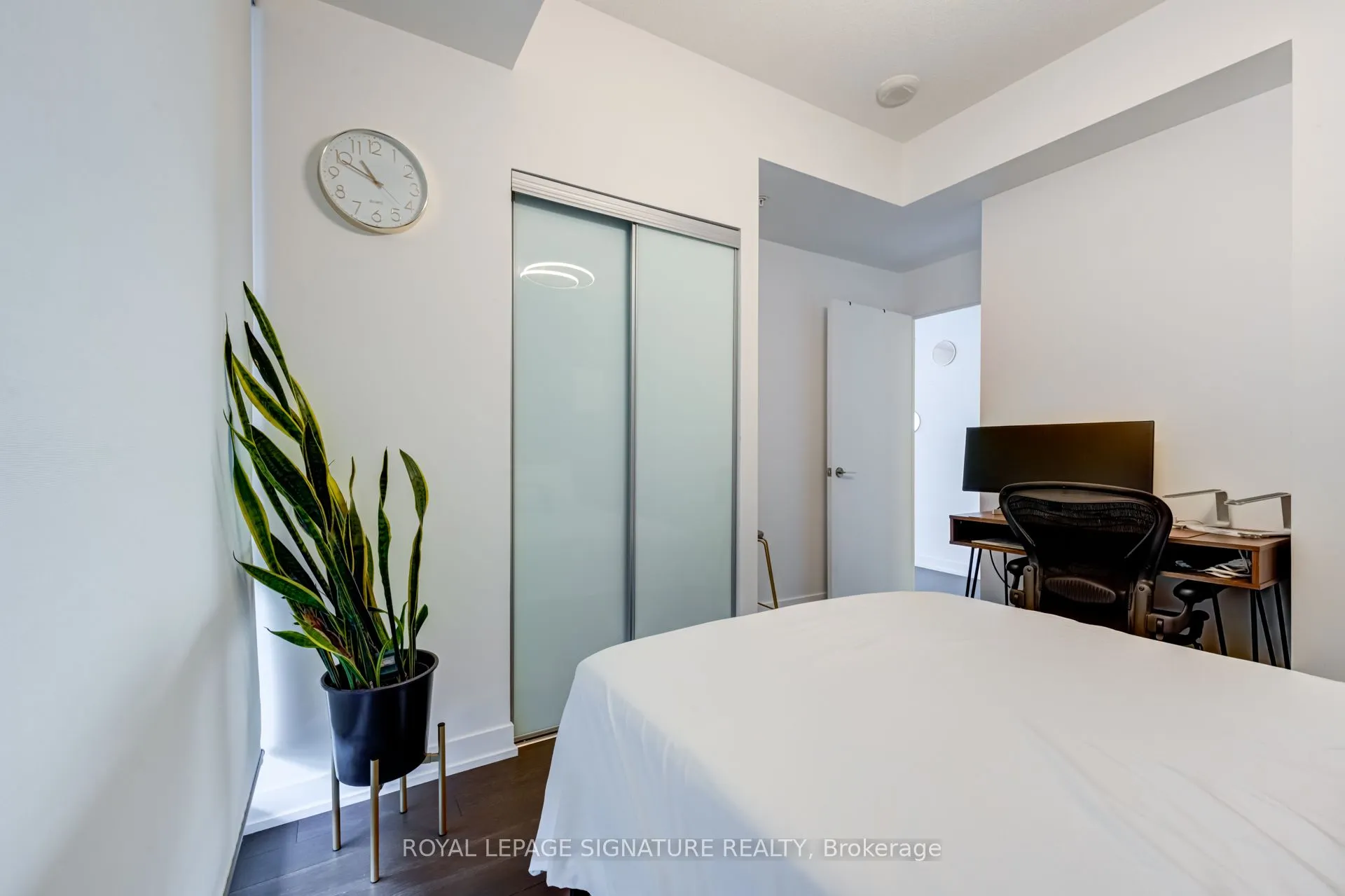 455 Front Street E, #N609