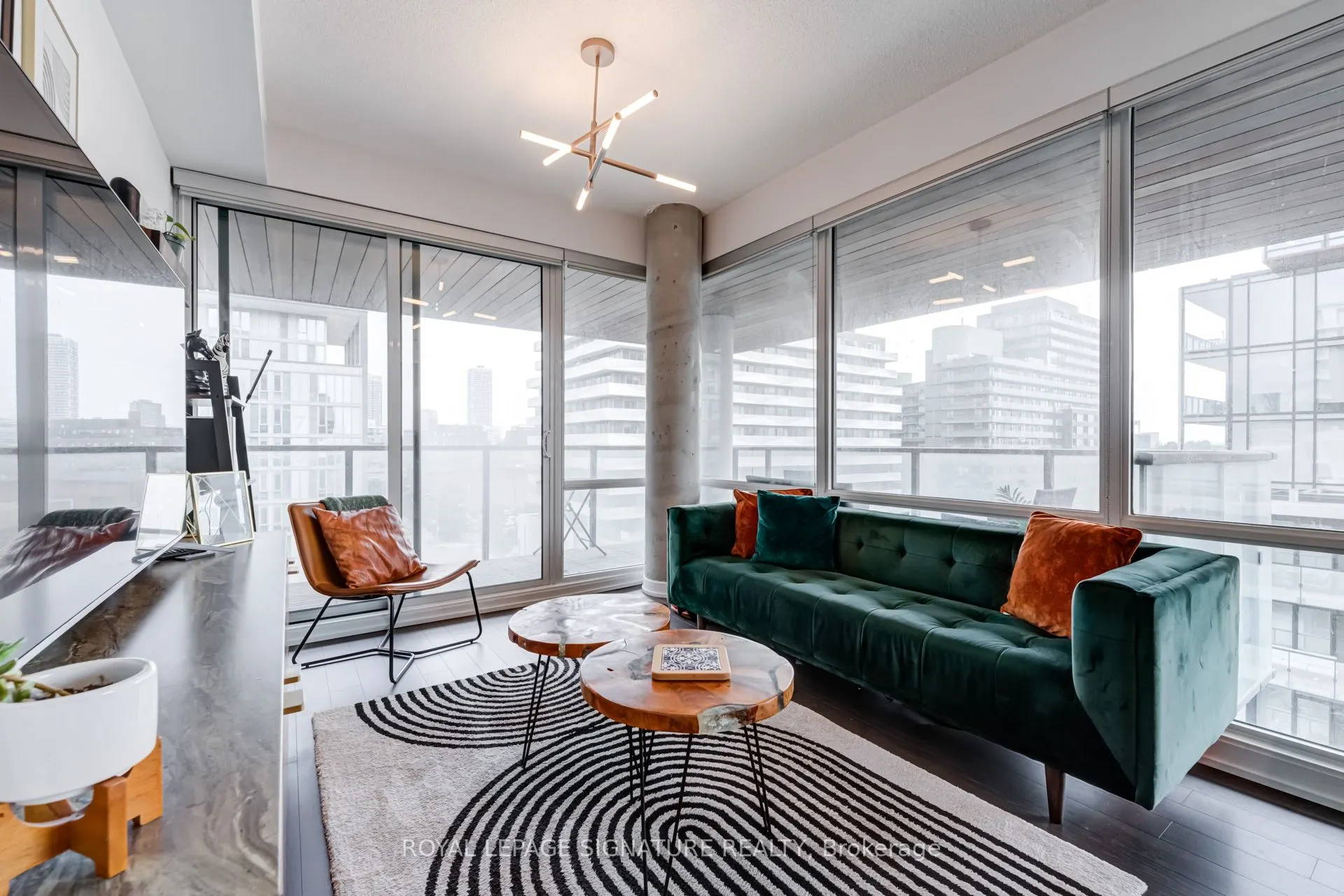 455 Front Street E, #N609