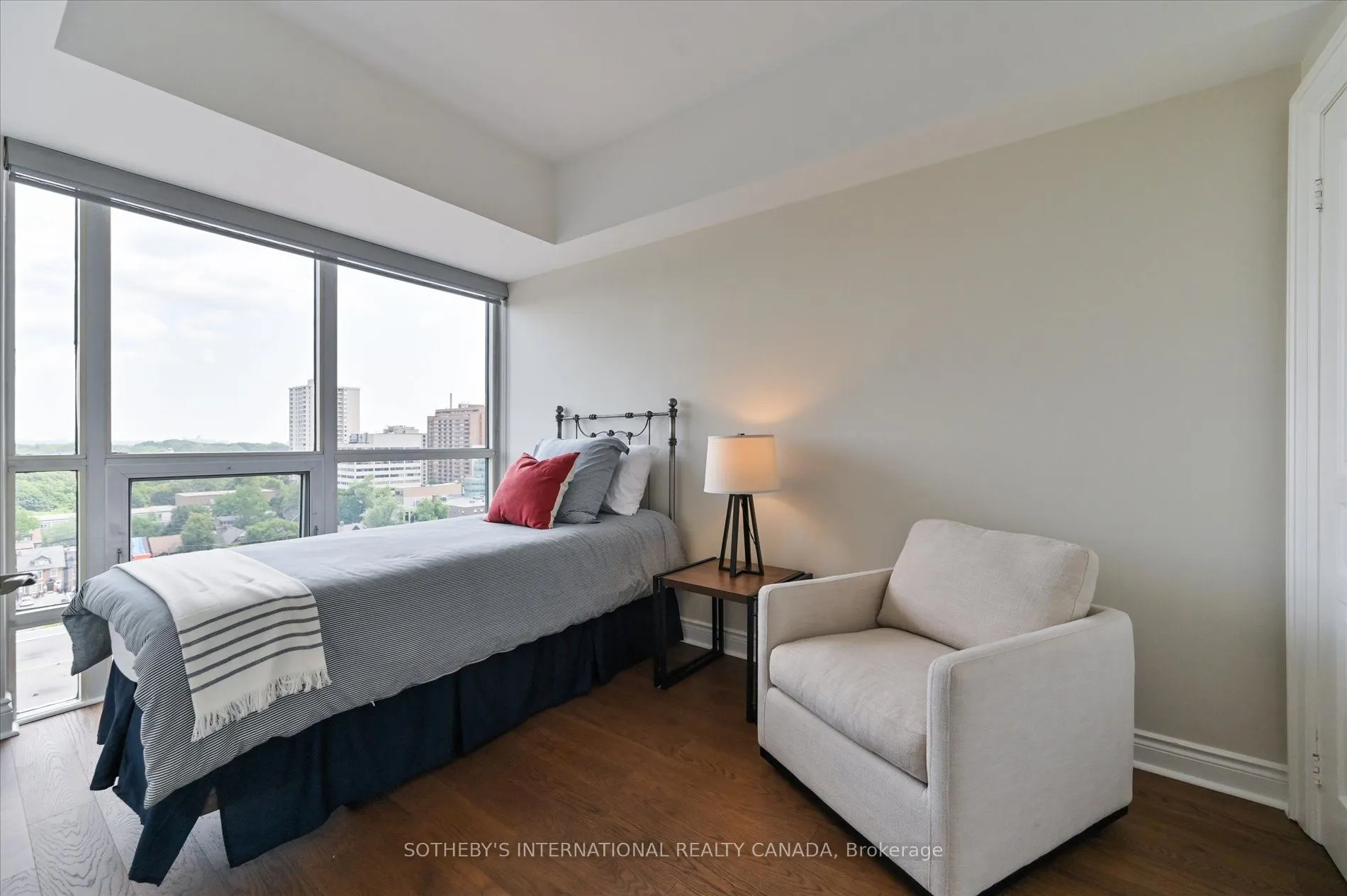 10 Delisle Avenue, #1101