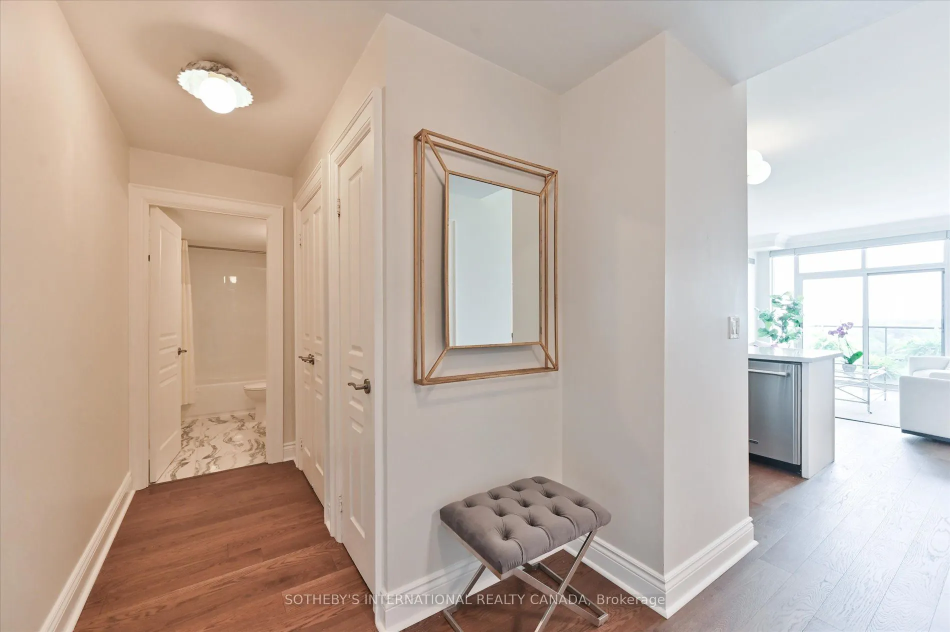 10 Delisle Avenue, #1101
