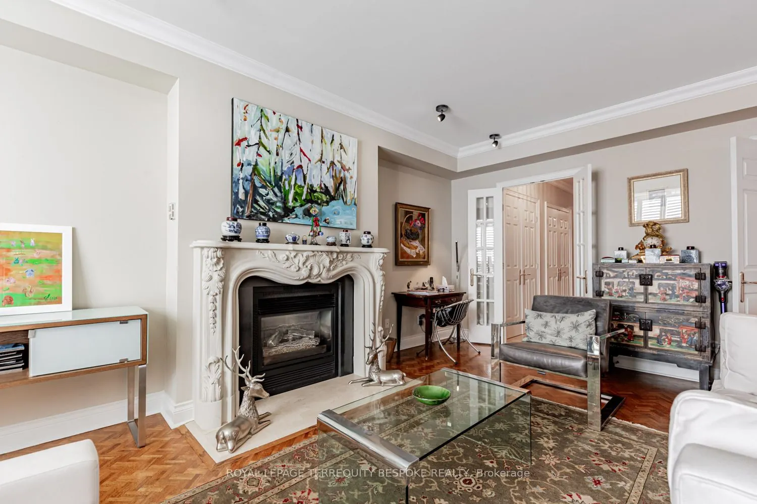 8 Sultan Street, #201