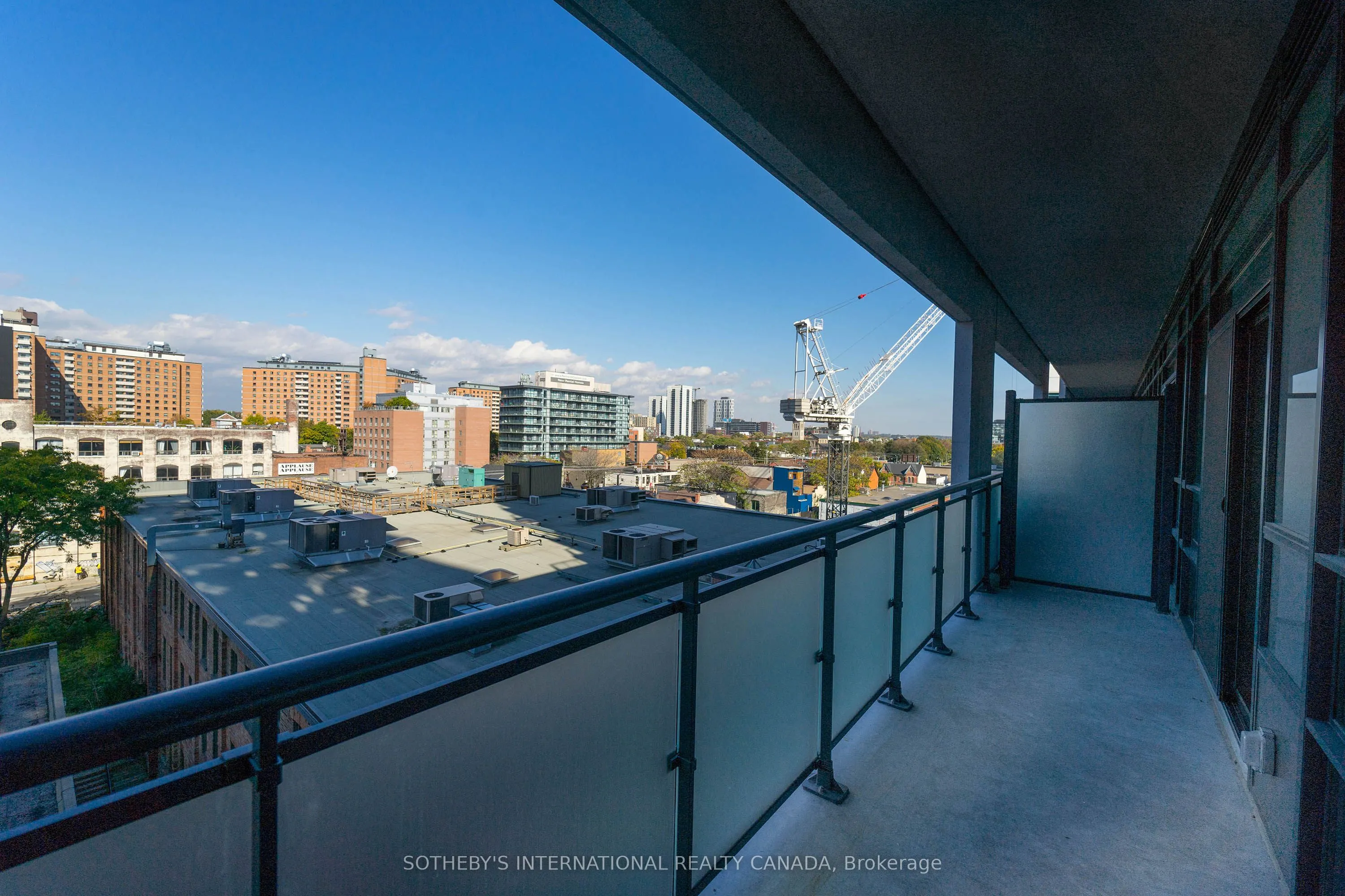 460 Adelaide Street E, #810