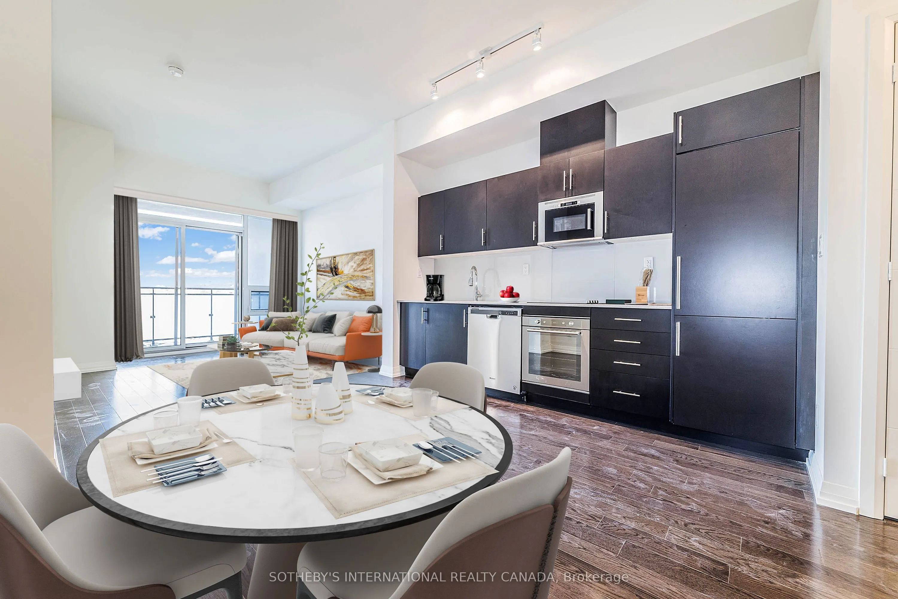 460 Adelaide Street E, #810