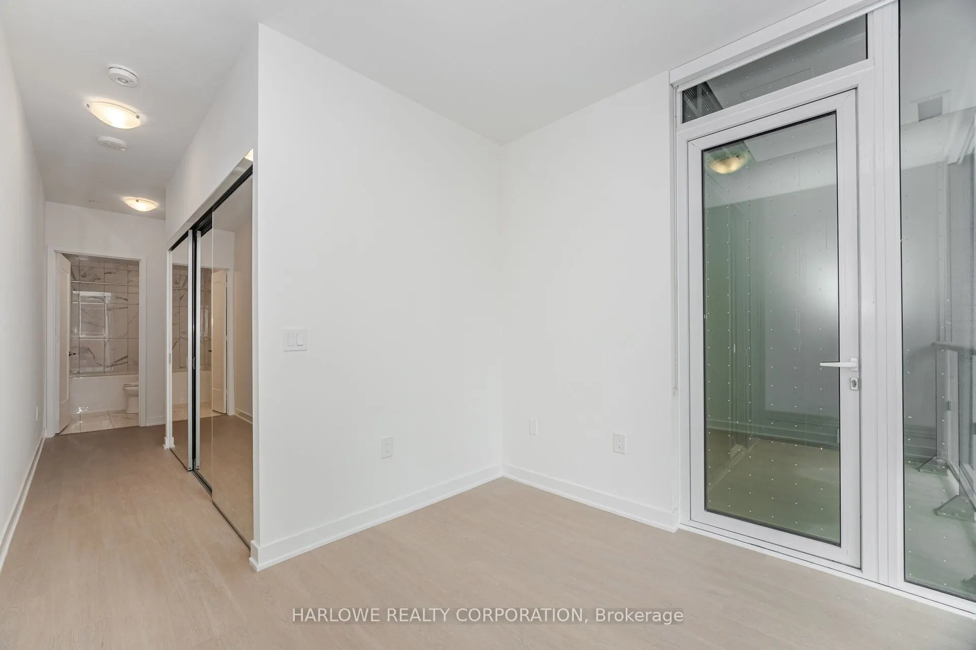 60 Princess Street, #105 Se