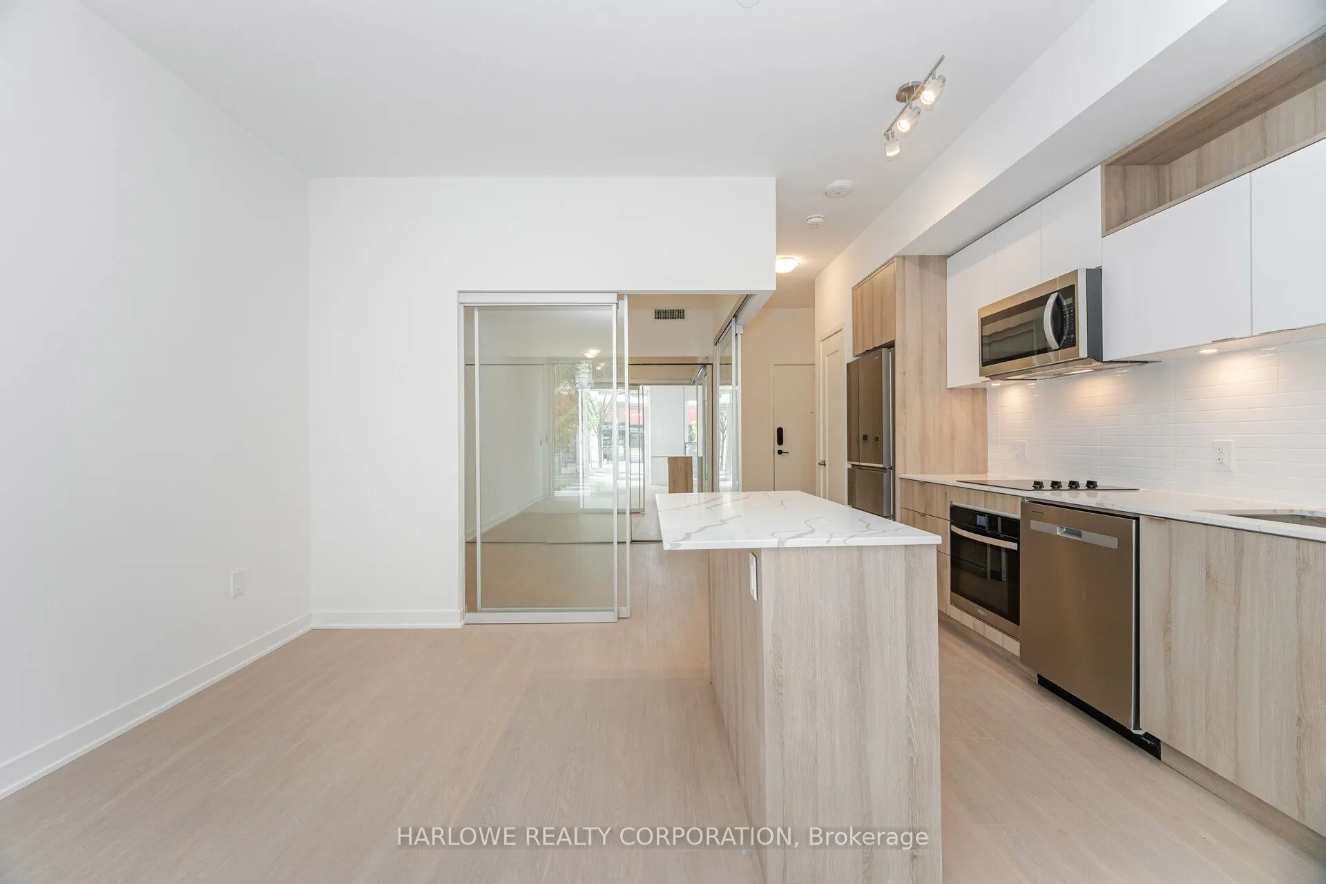 60 Princess Street, #105 Se
