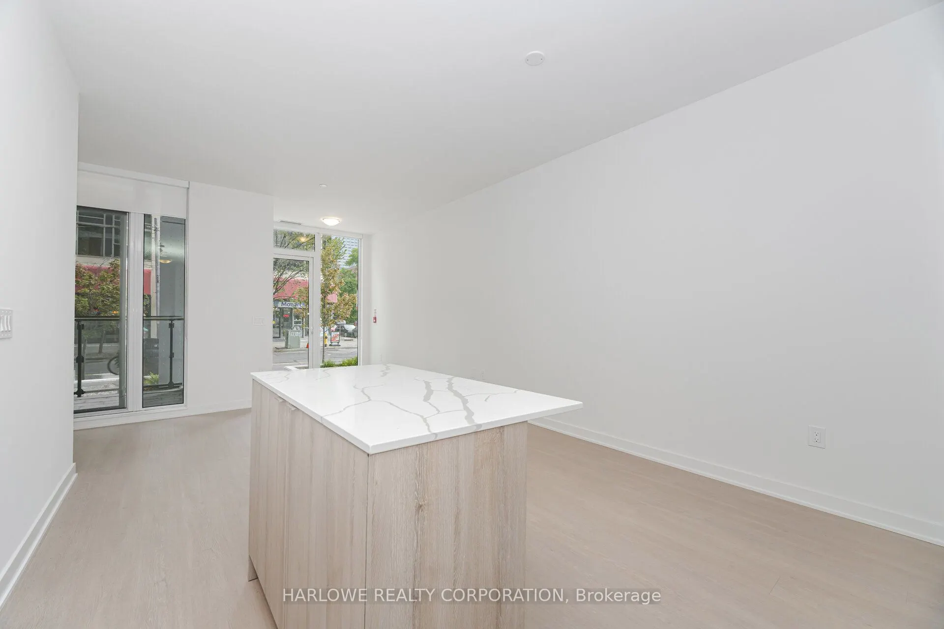 60 Princess Street, #105 Se