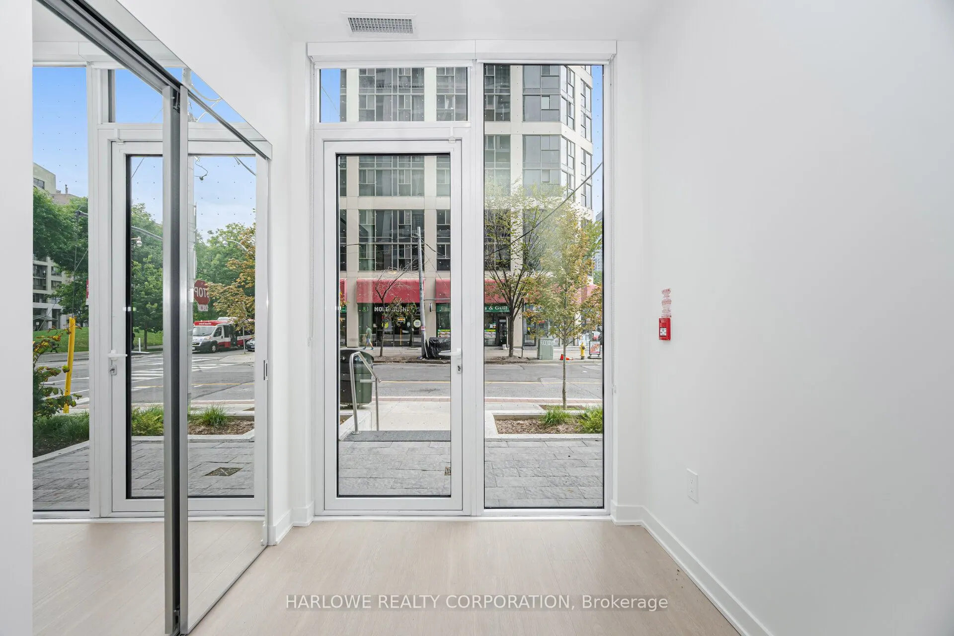60 Princess Street, #105 Se
