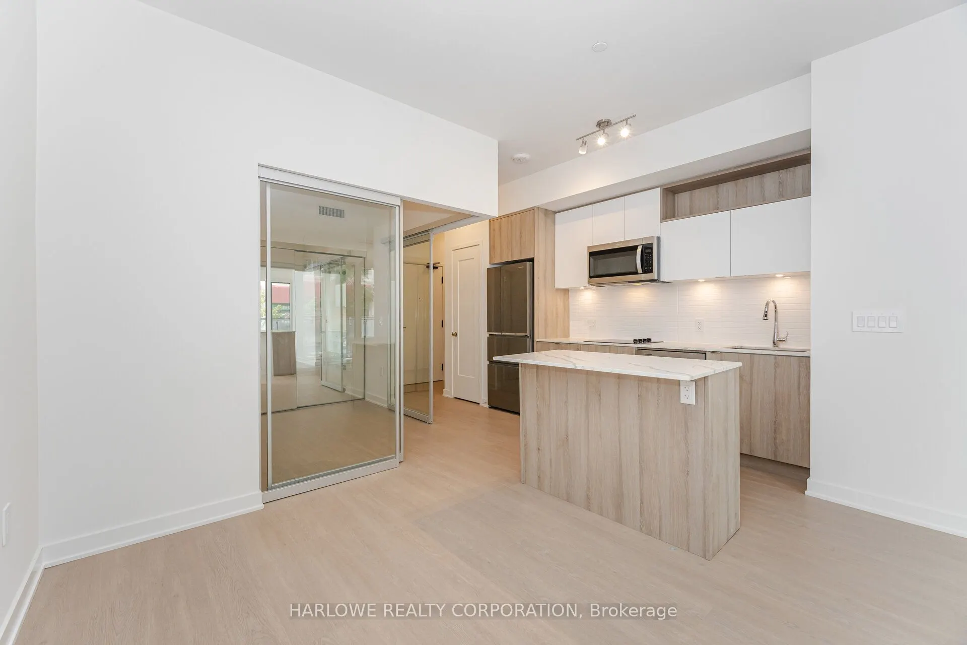 60 Princess Street, #105 Se