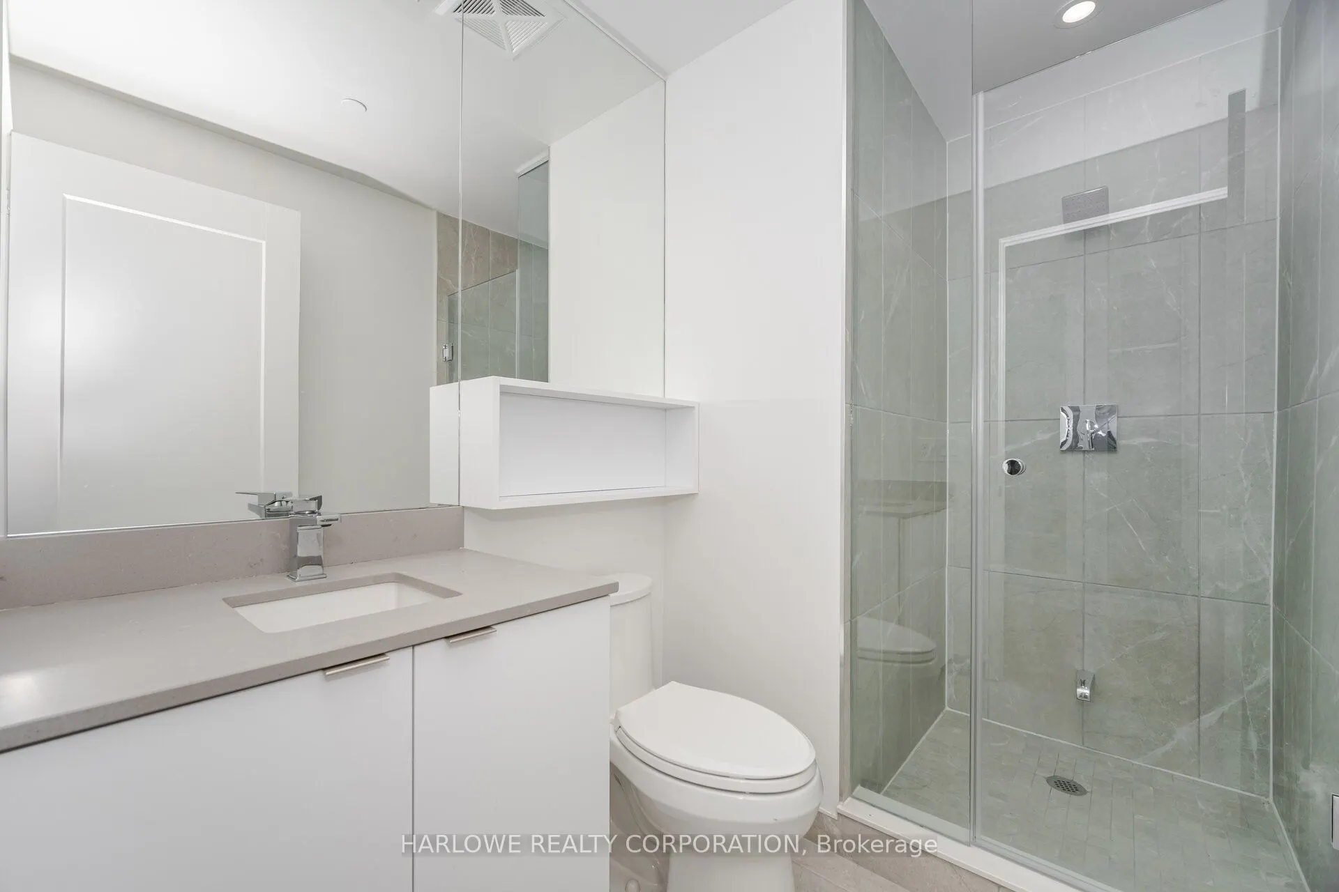 60 Princess Street, #105 Se
