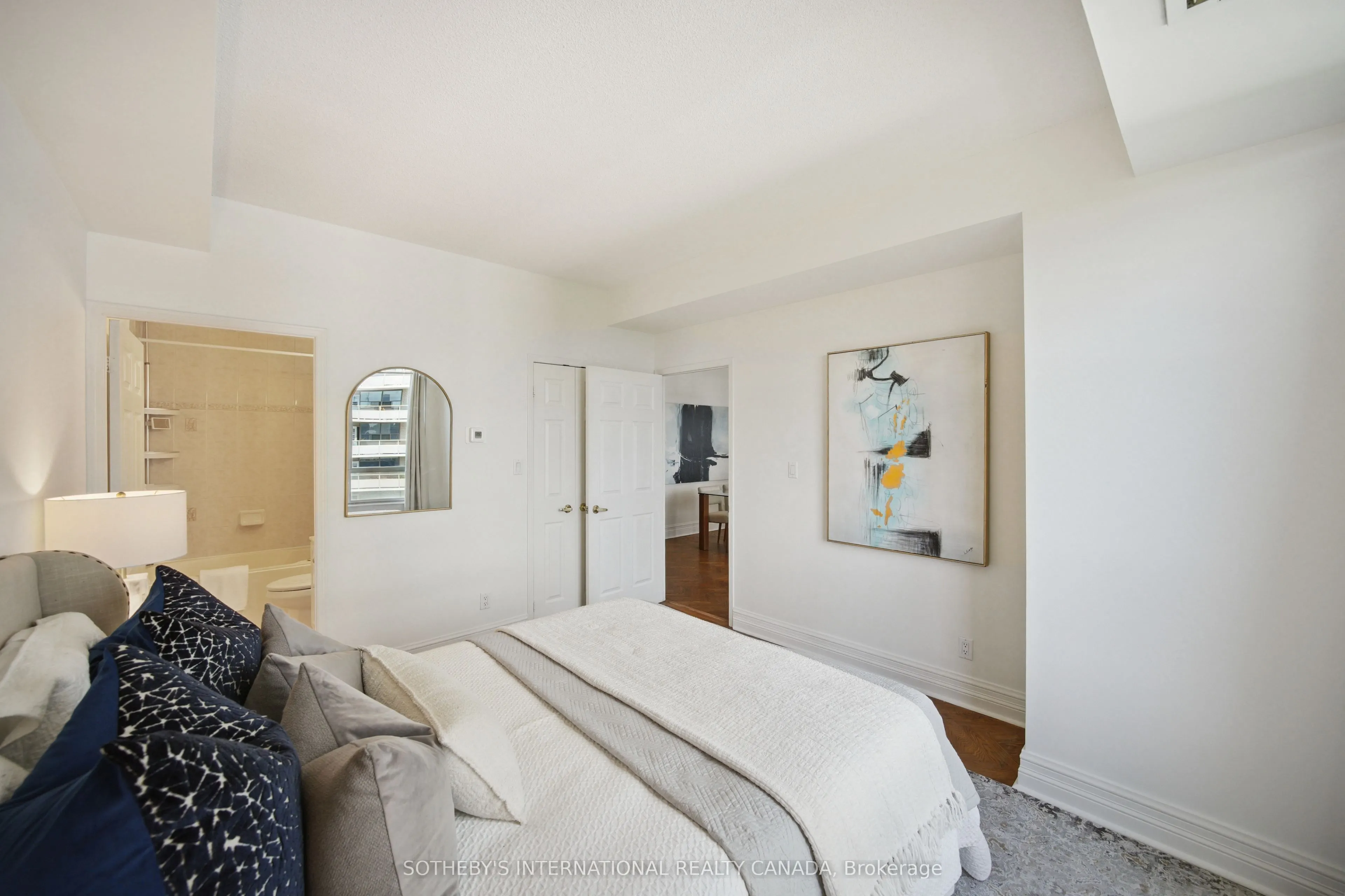 38 Avoca Avenue, #LPH08