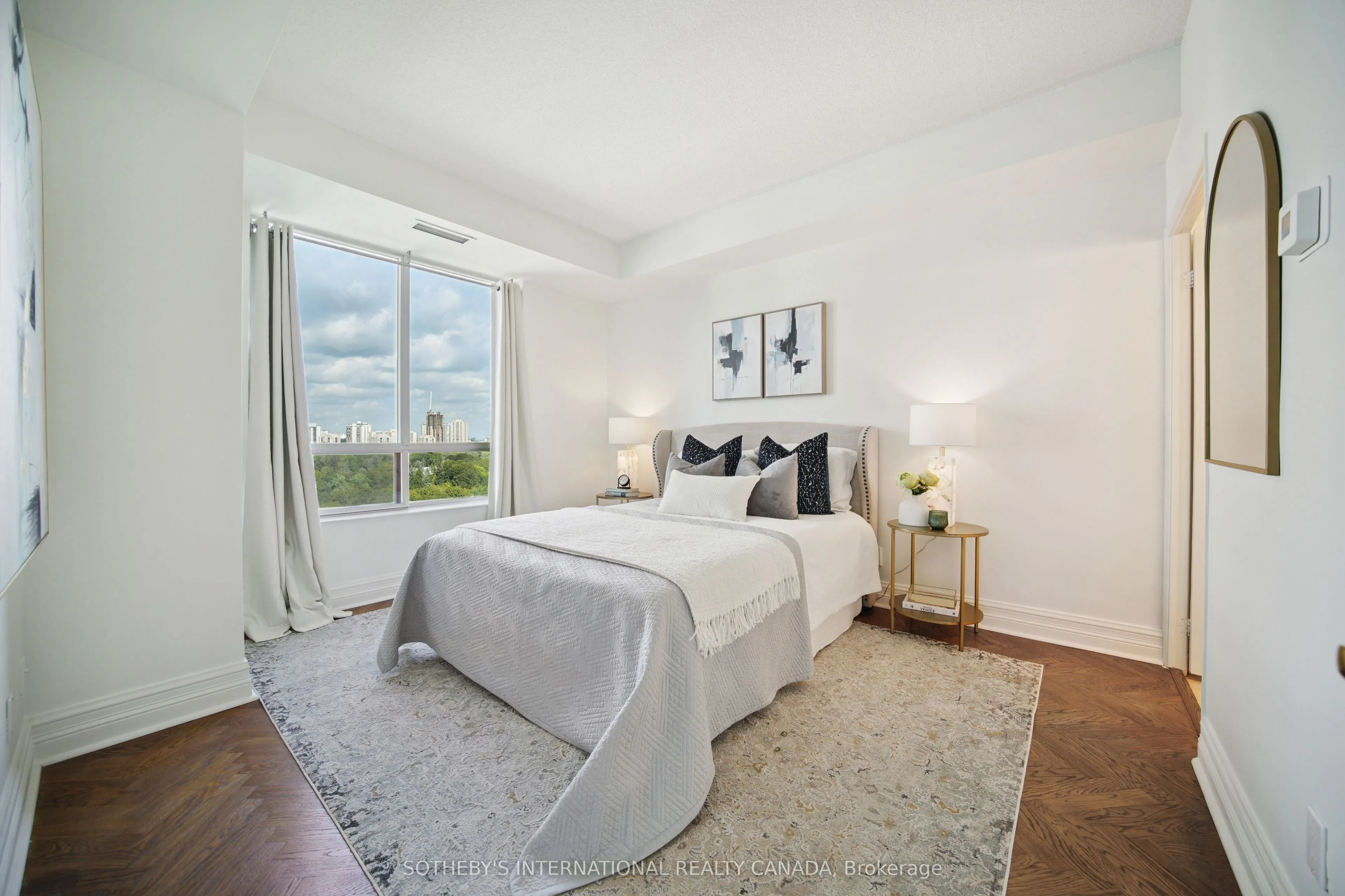 38 Avoca Avenue, #LPH08