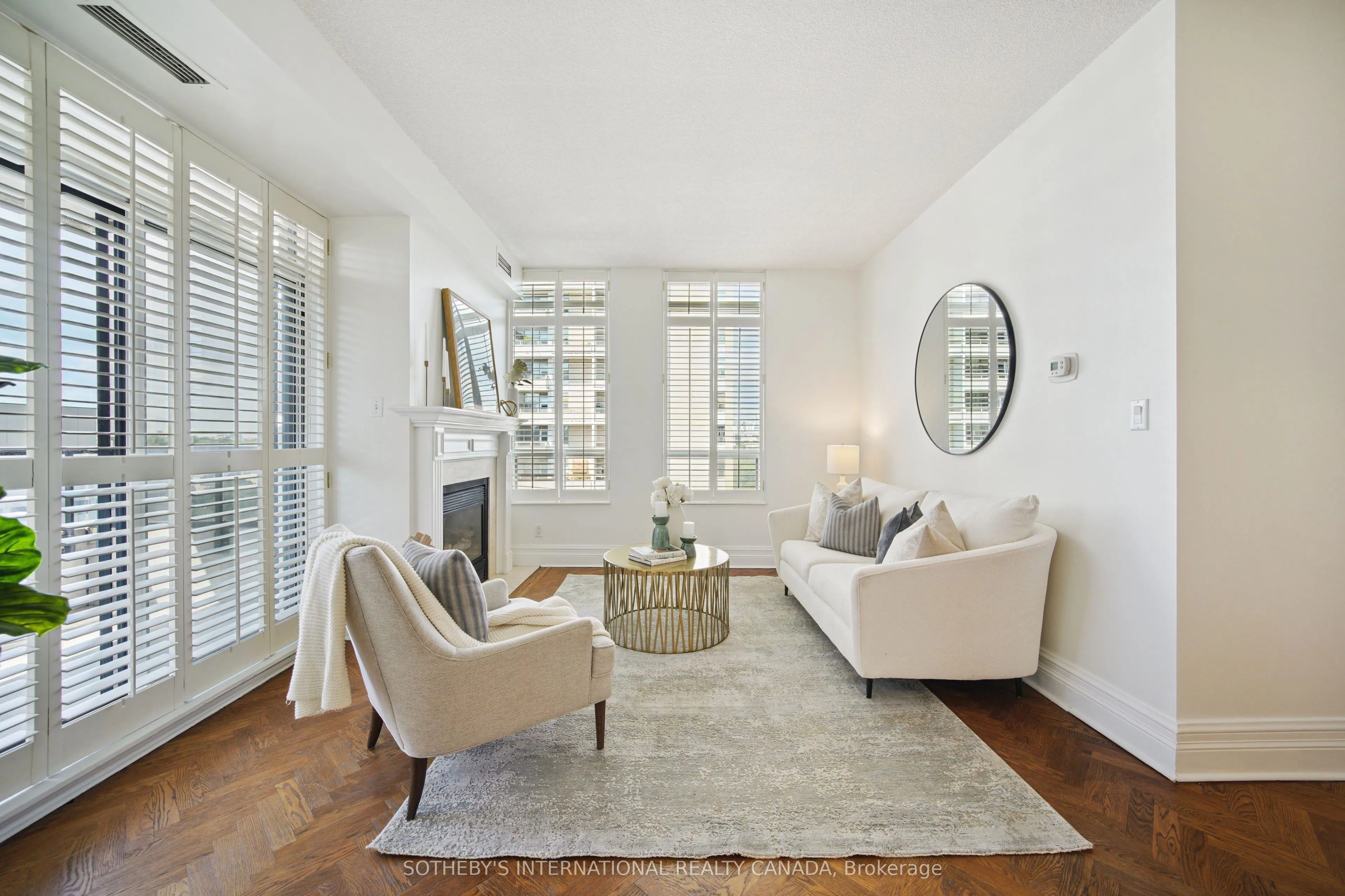 38 Avoca Avenue, #LPH08
