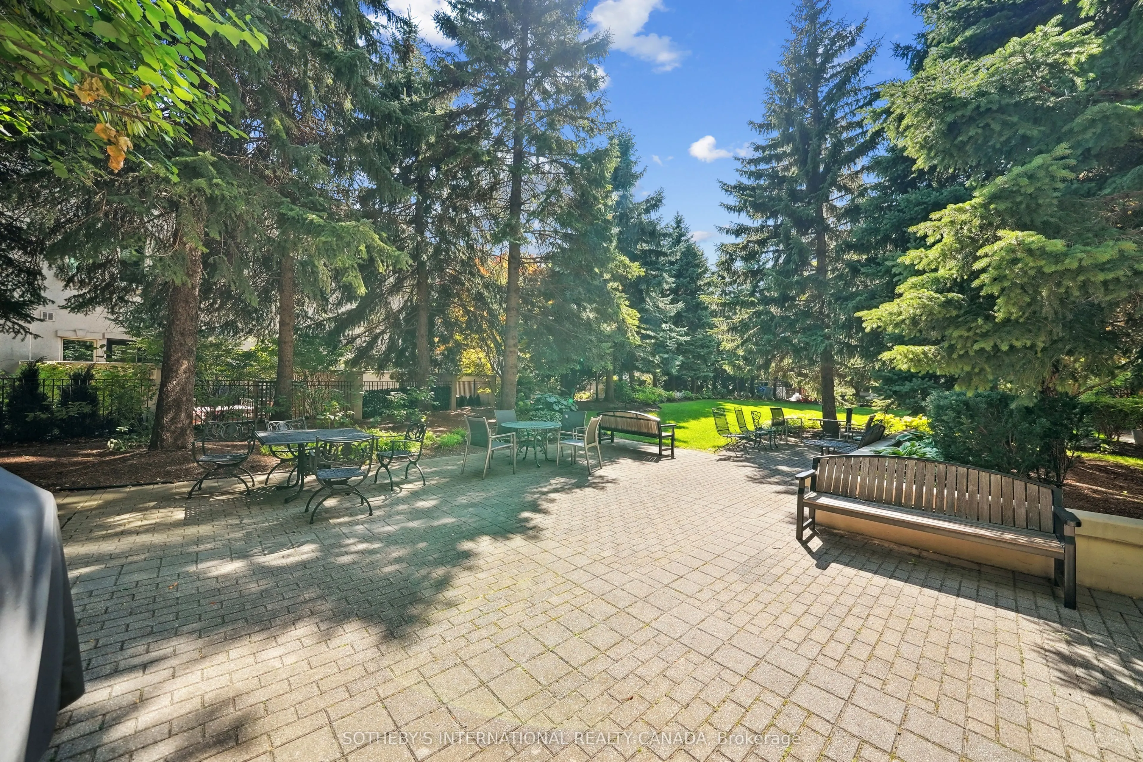 38 Avoca Avenue, #LPH08