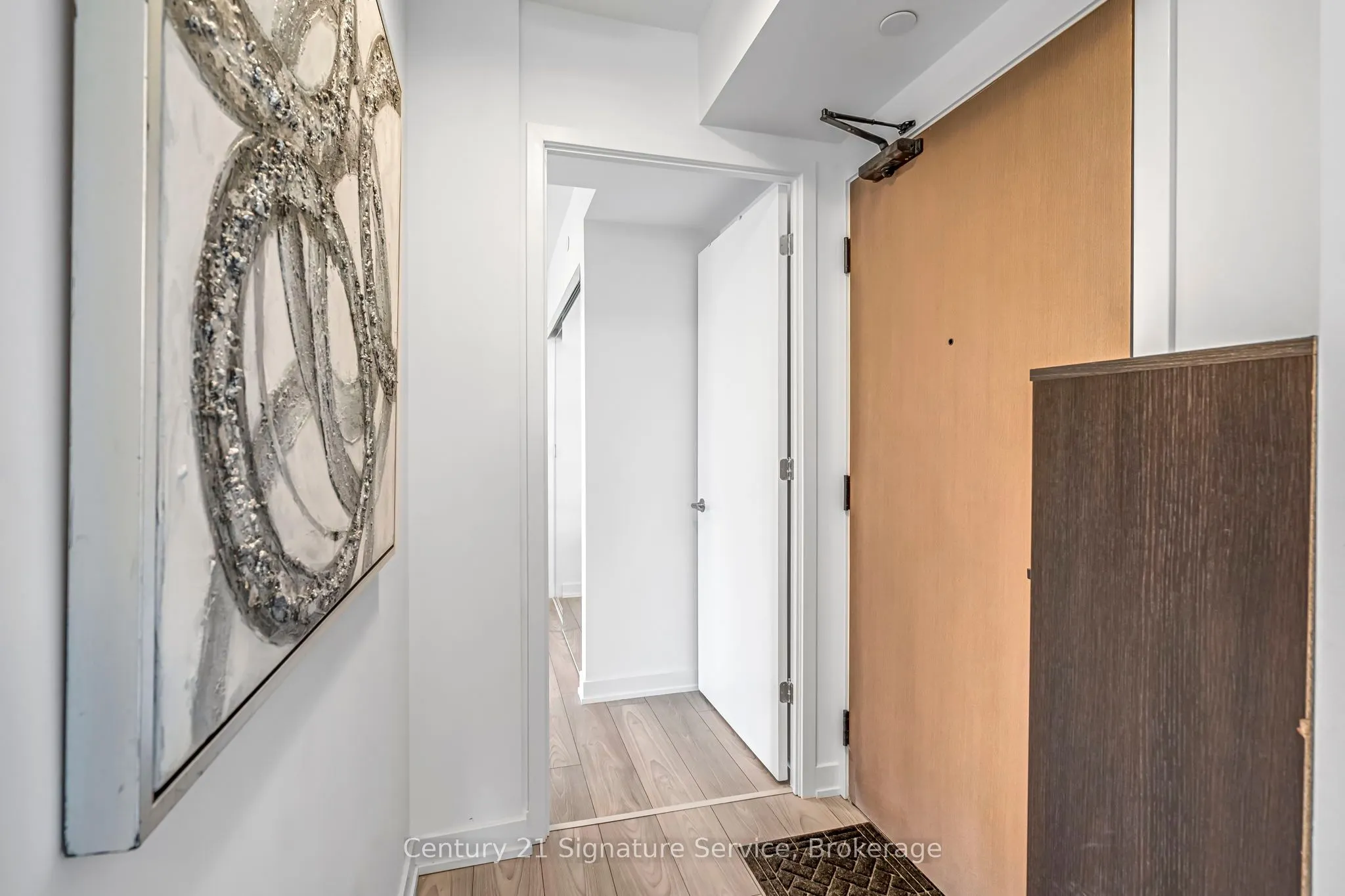 8 Tippett Road, #803
