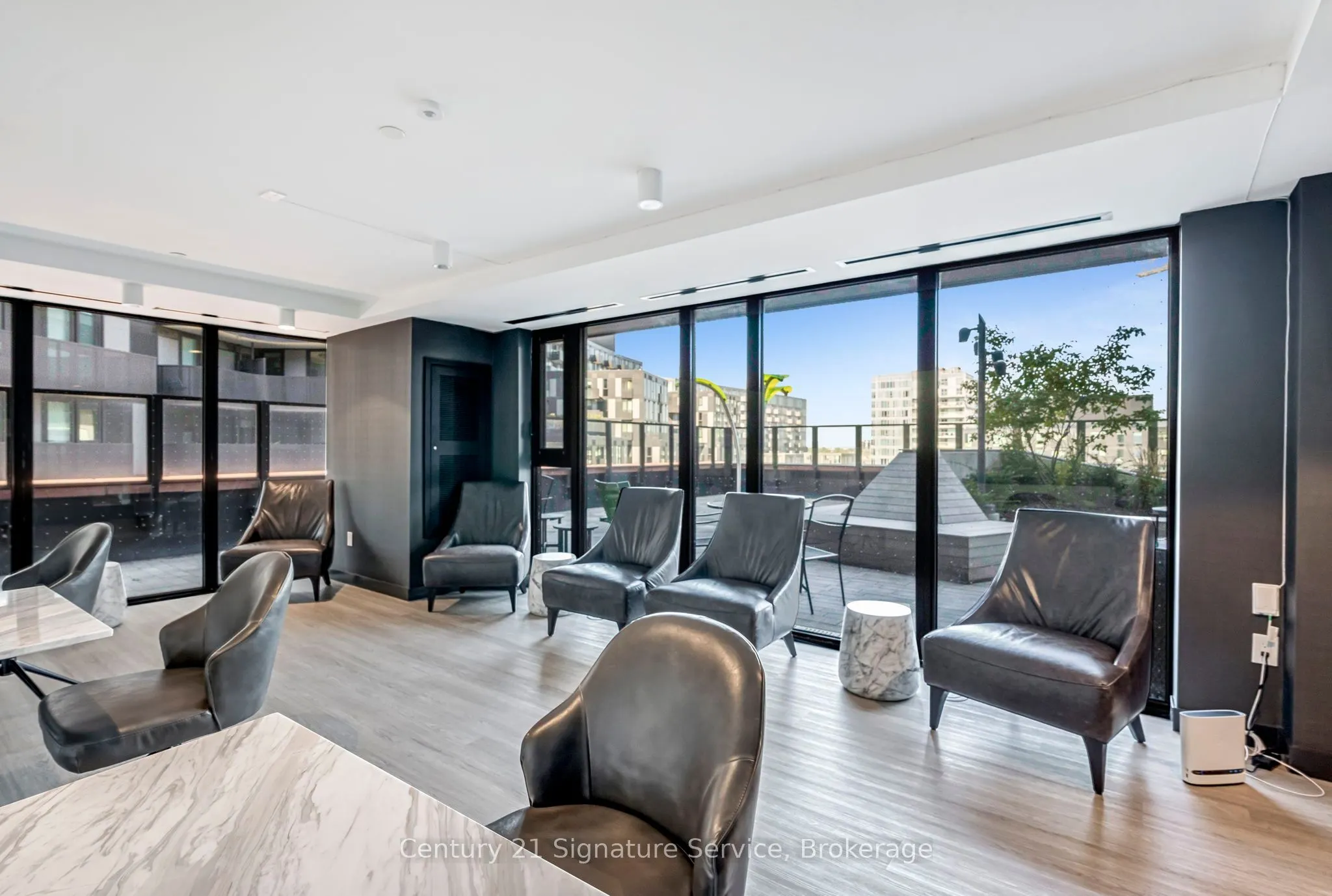 8 Tippett Road, #803