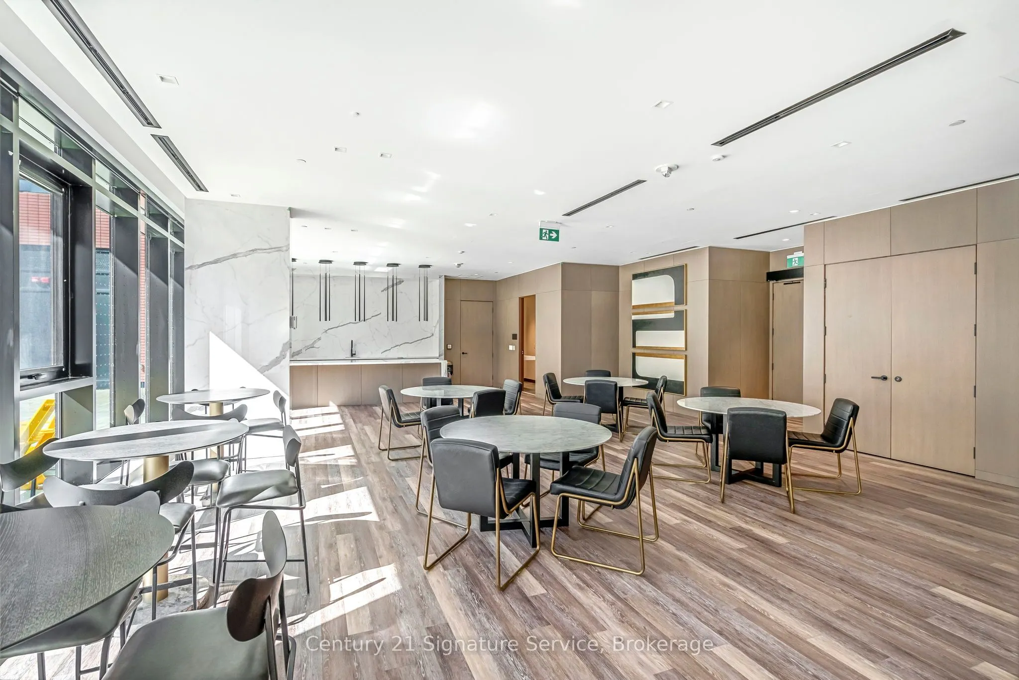 8 Tippett Road, #803