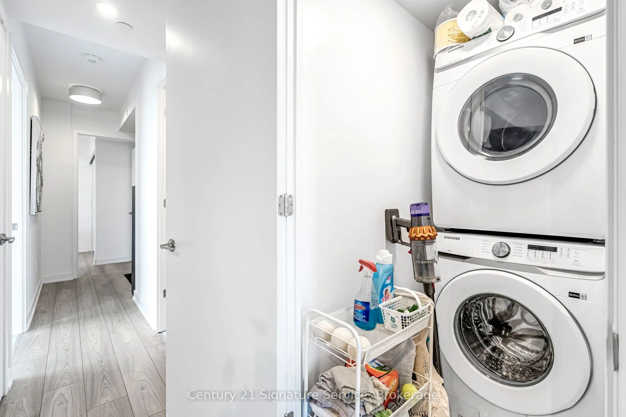 8 Tippett Road, #803