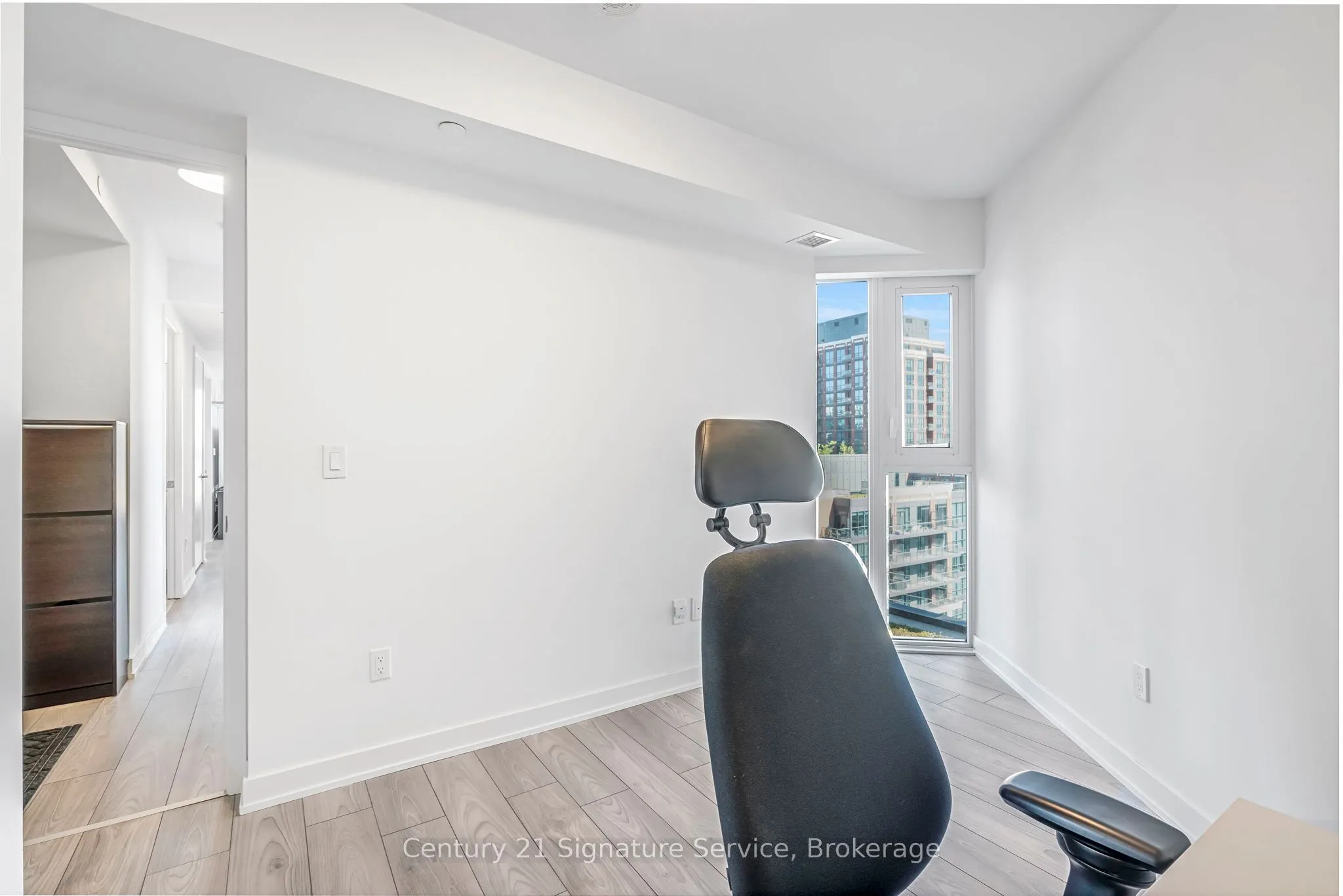 8 Tippett Road, #803