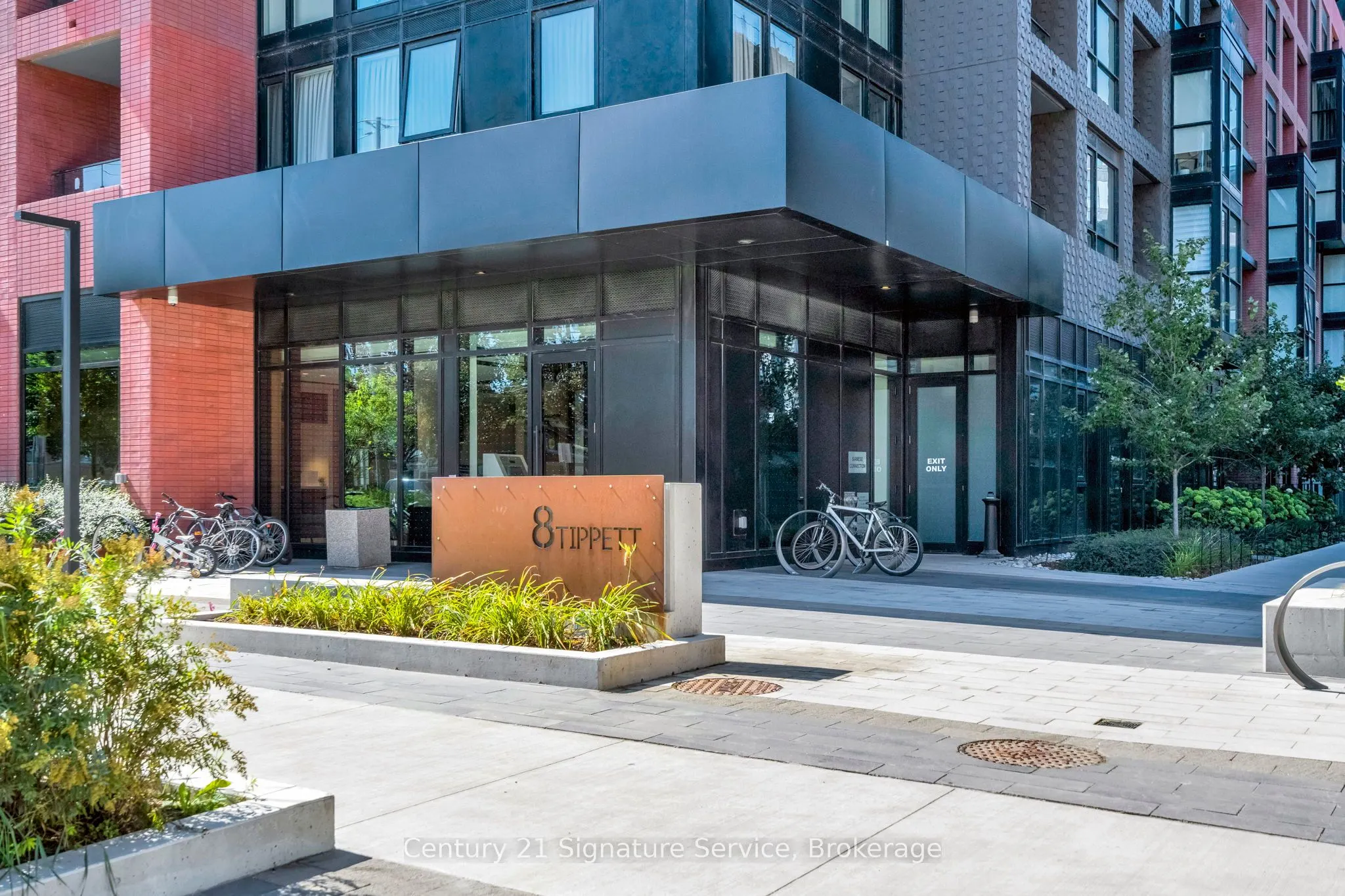 8 Tippett Road, #803