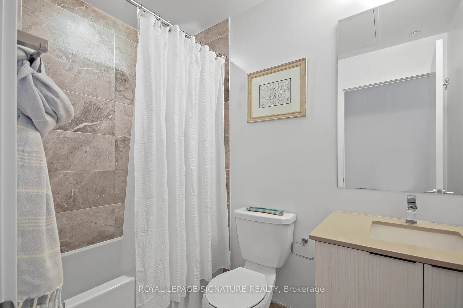 120 Parliament Street, #523
