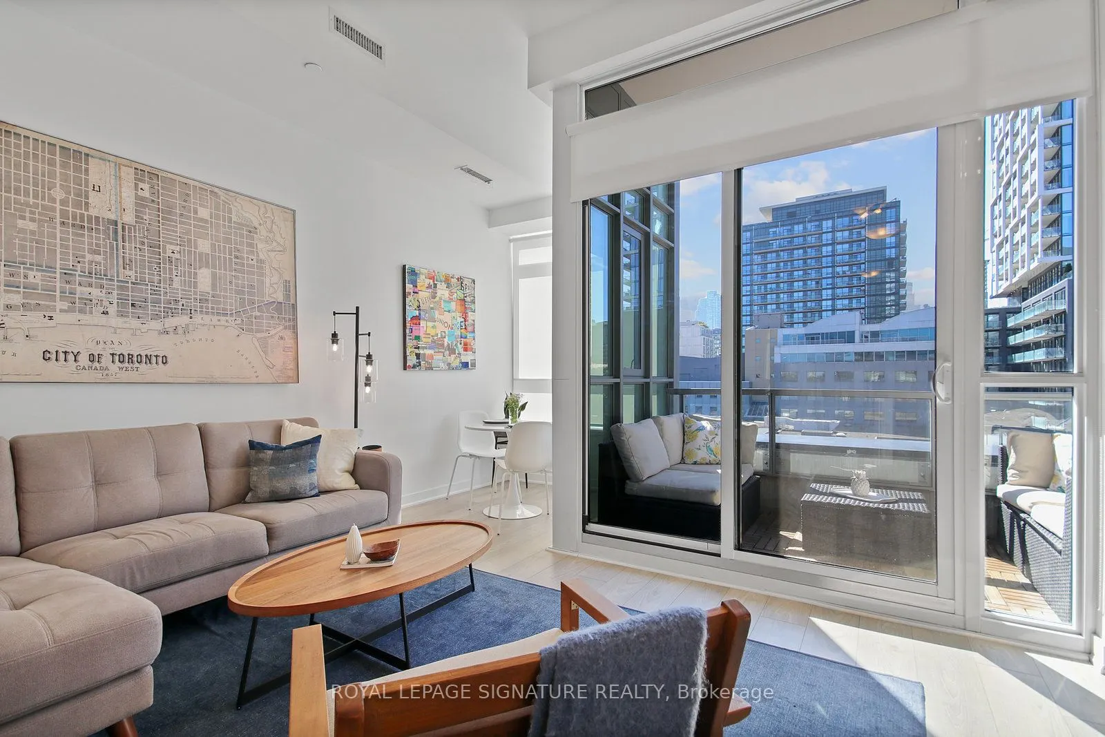 120 Parliament Street, #523