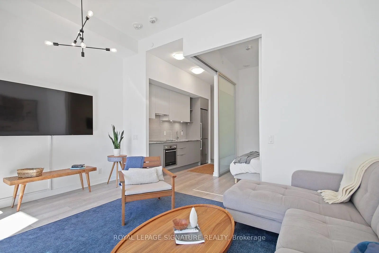 120 Parliament Street, #523