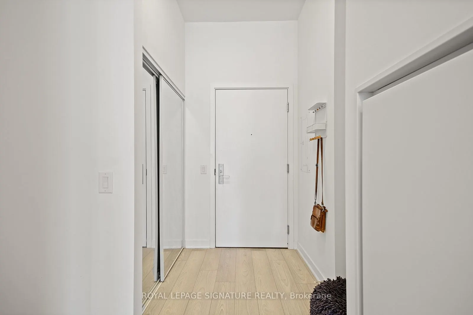 120 Parliament Street, #523