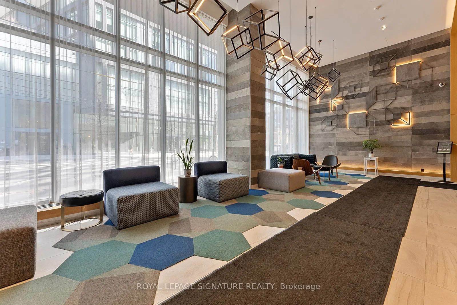 120 Parliament Street, #523